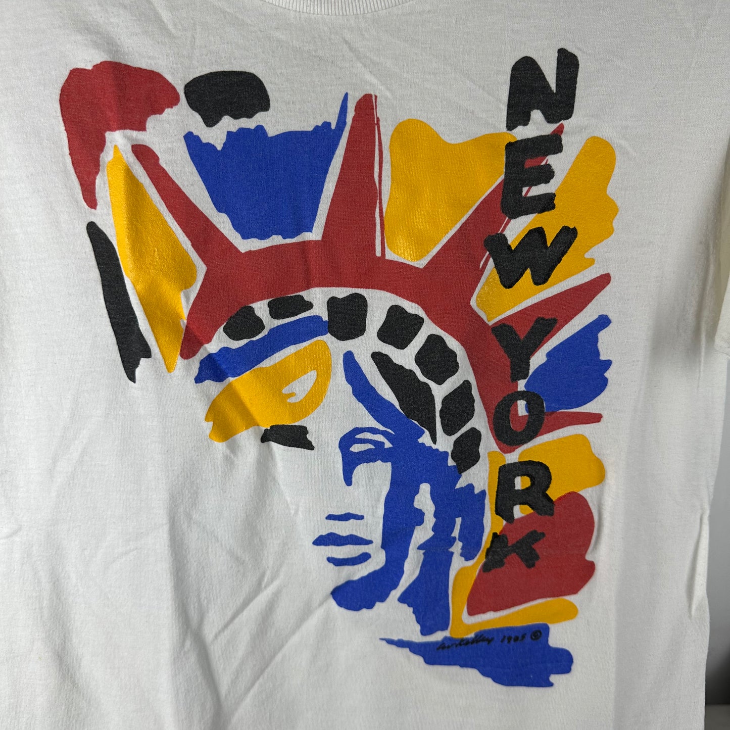 Vintage 1983 New York Liberty Artwork Single Stitch Graphic T-shirt