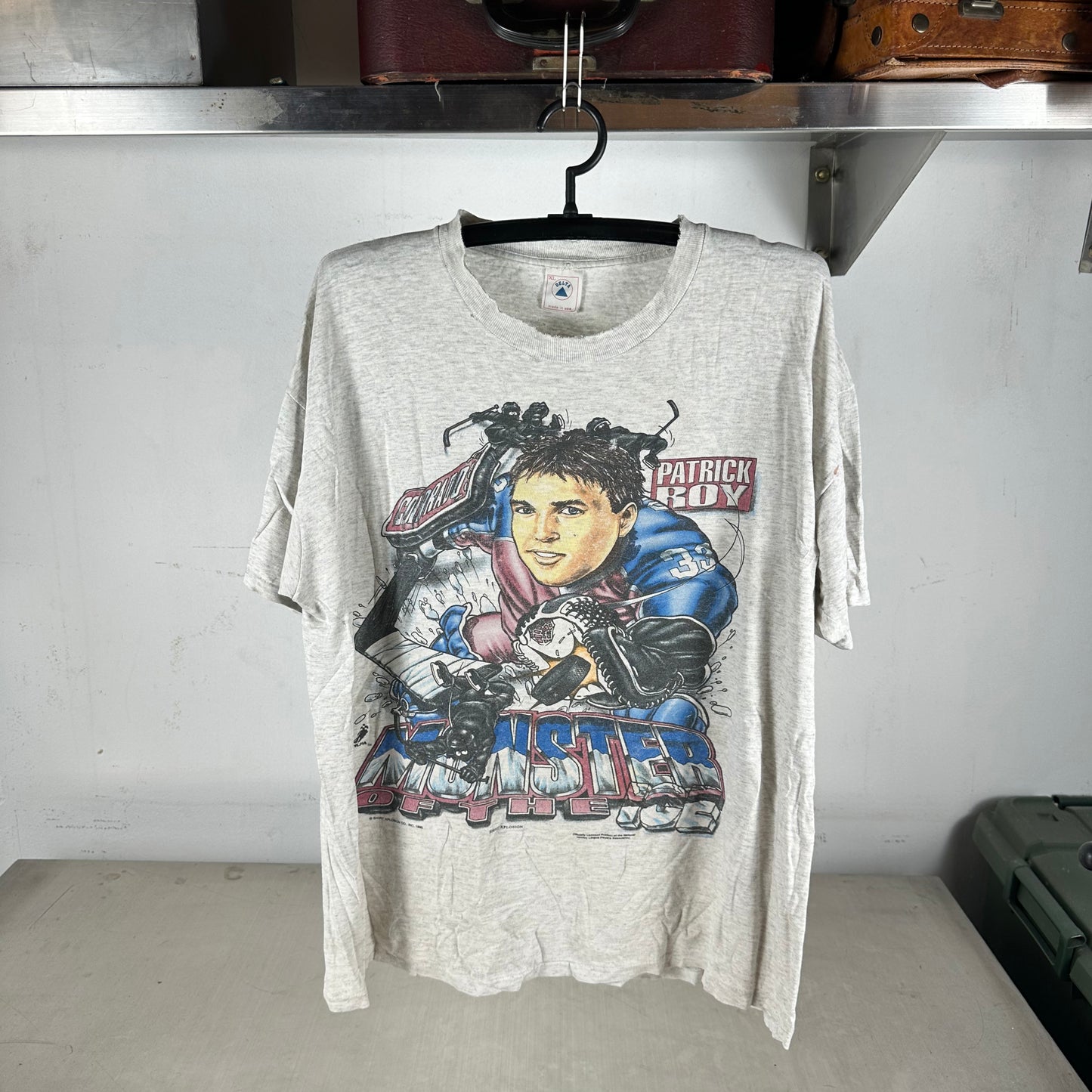 Vintage 1995 Patrick Roy Monster of the Ice Avalanche NHL Caricature Distressed T-shirt