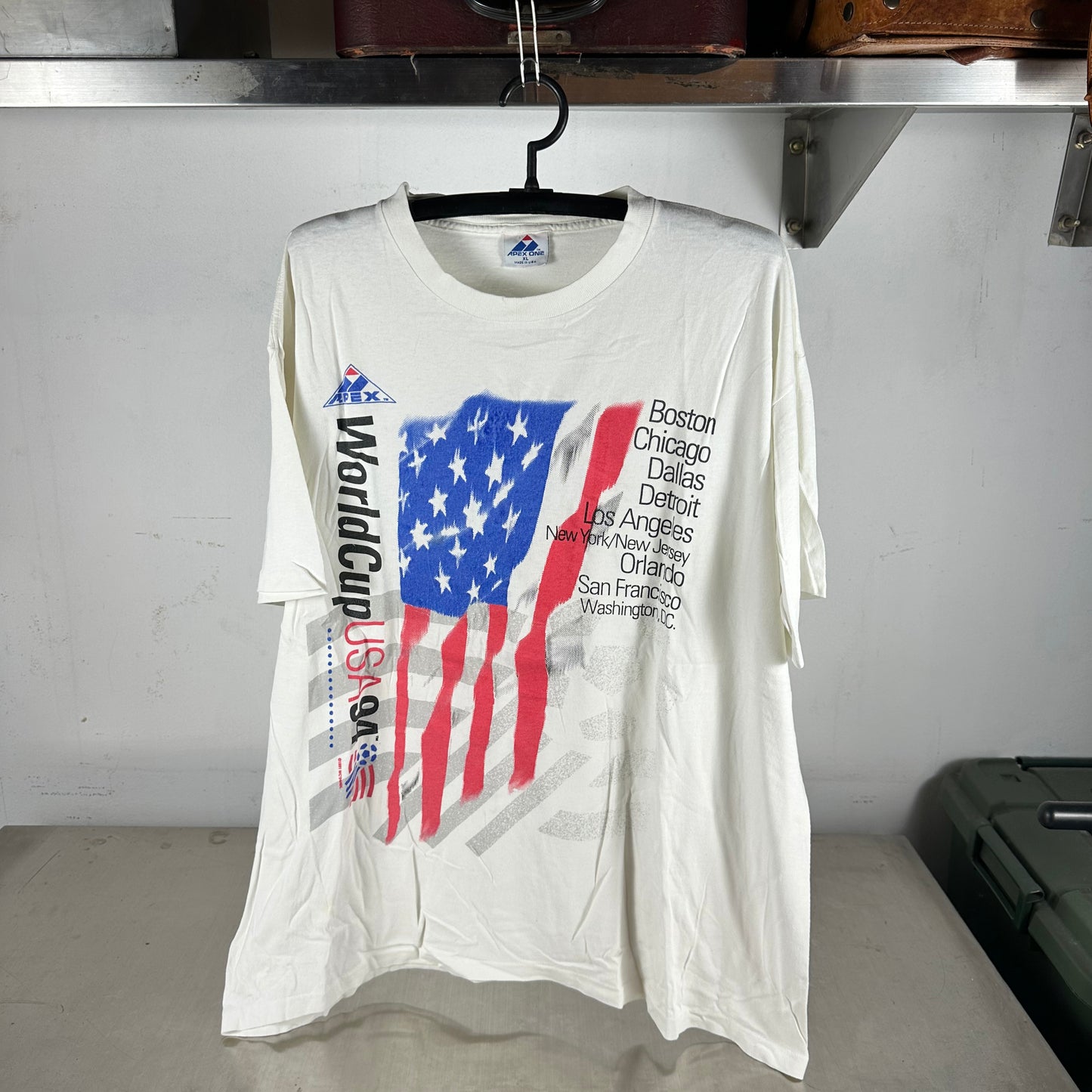 Vintage 1994 USA Soccer World Cup Graphic Single Stitch T-shirt
