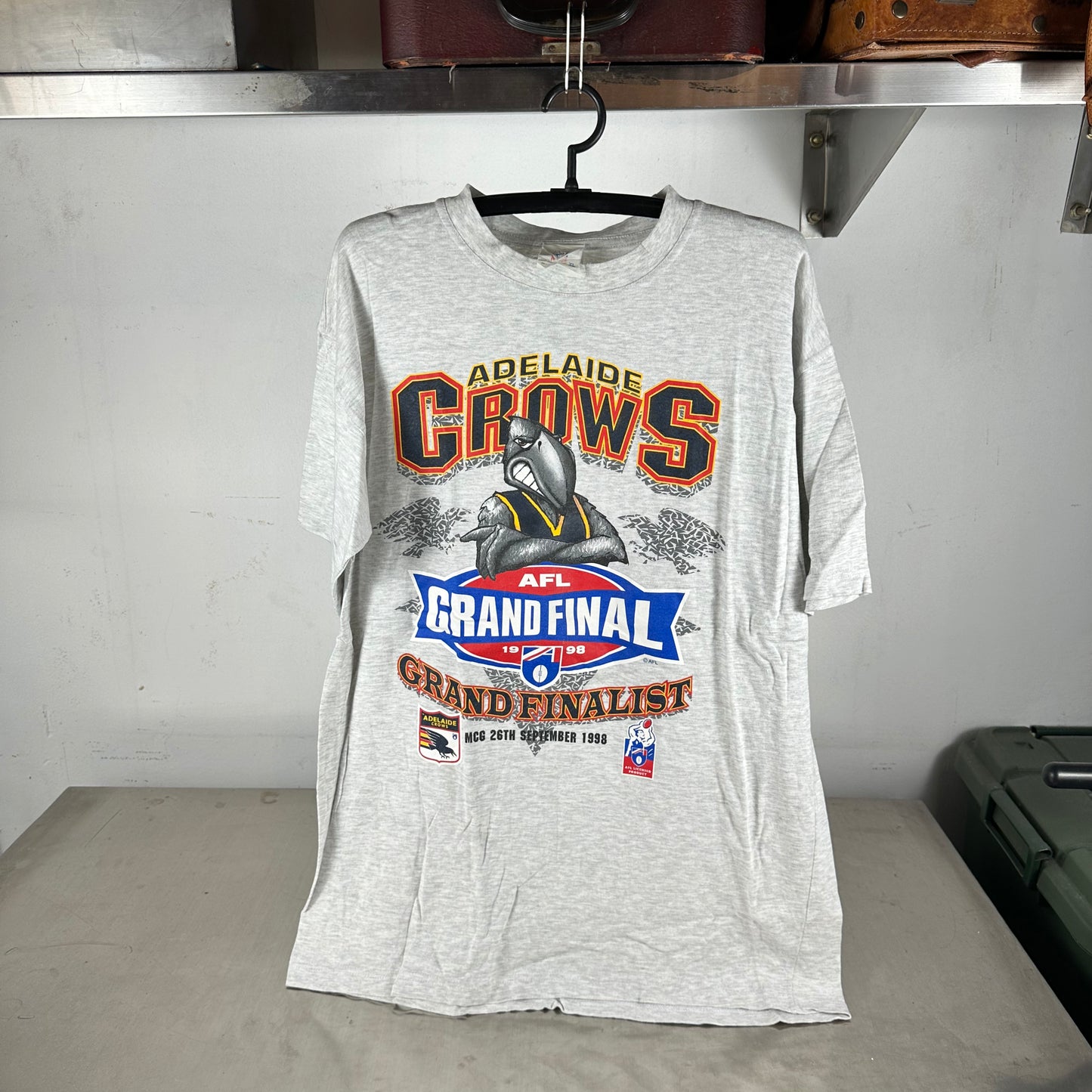Vintage 1998 Adelaide Crows AFL Grand Finals Graphic T-shirt