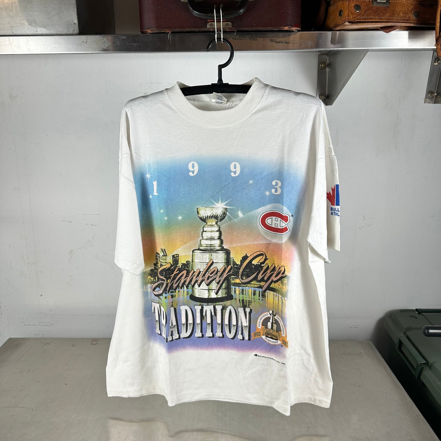 Vintage 1993 Montreal Canadiens Hockey NHL Bulletin Athletic AOP Single Stitch T-shirt