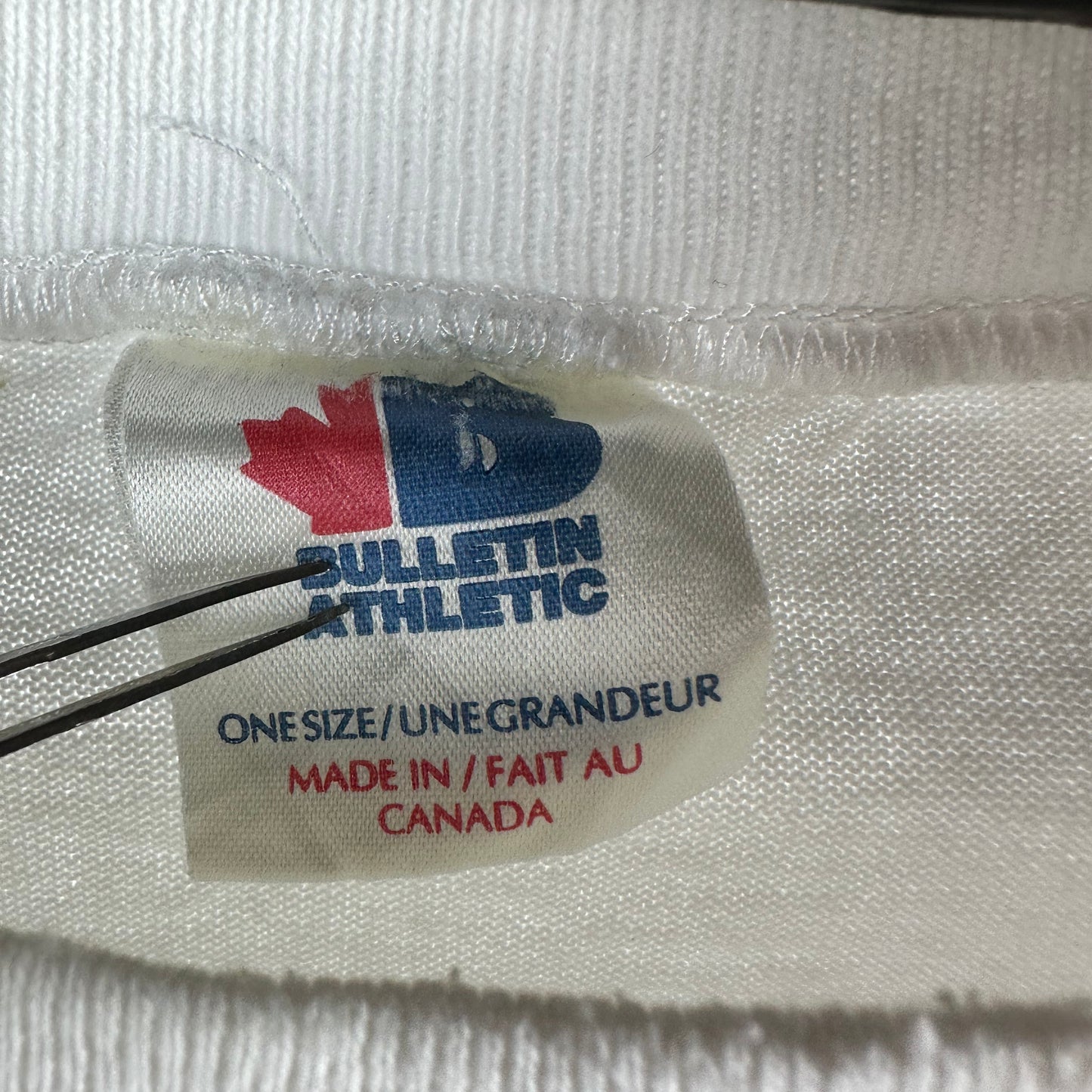 Vintage 1993 Montreal Canadiens Hockey NHL Bulletin Athletic AOP Single Stitch T-shirt
