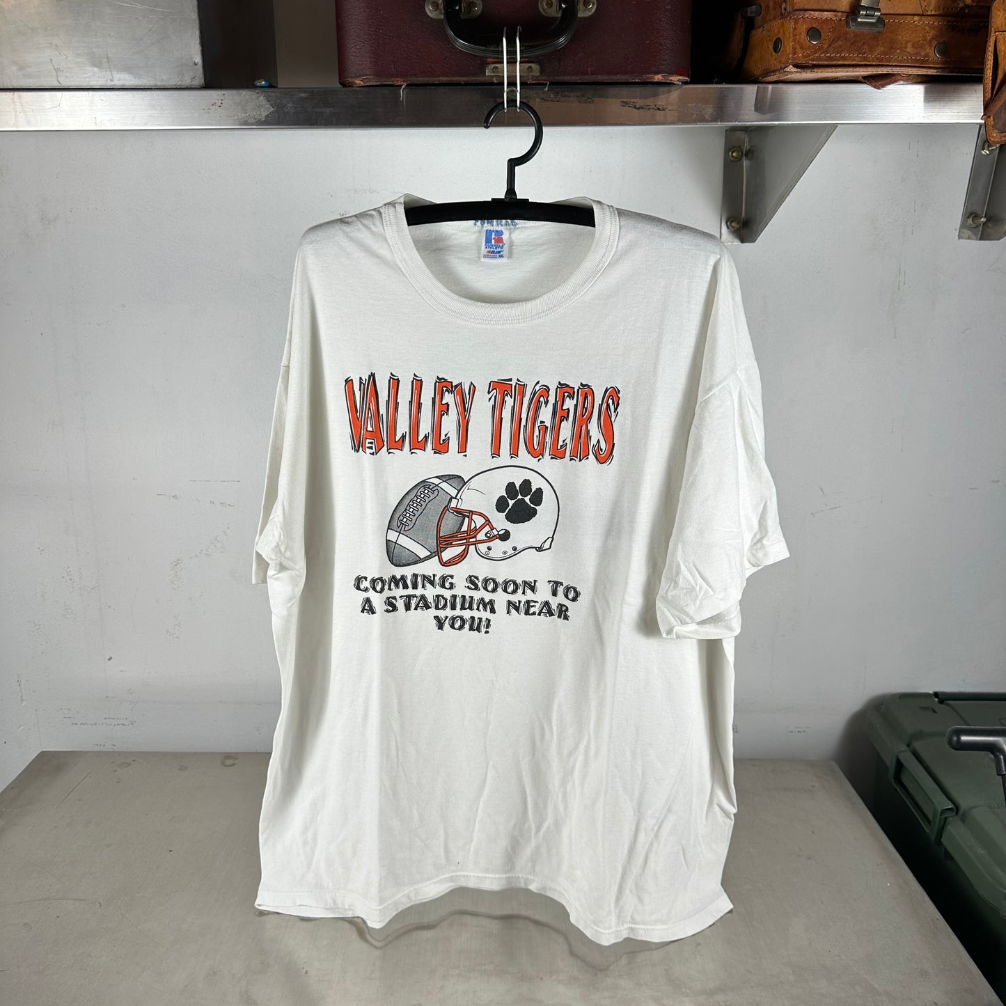 Vintage 1995 Valley Tigers High School Football Graphic T-shirt