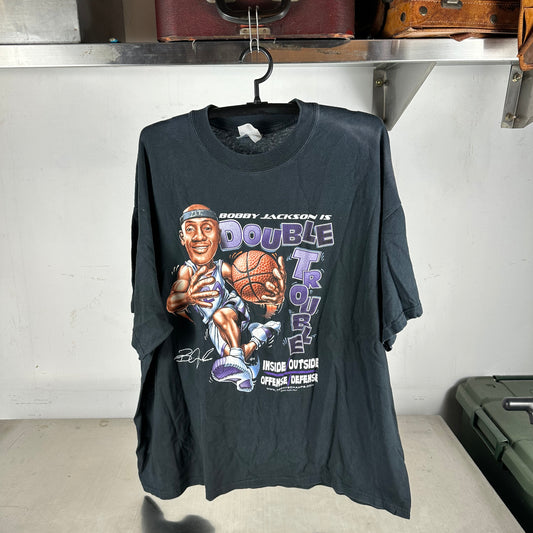 Vintage 2002 Bobby Jackson Sacramento Kings NBA Caricature T-shirt
