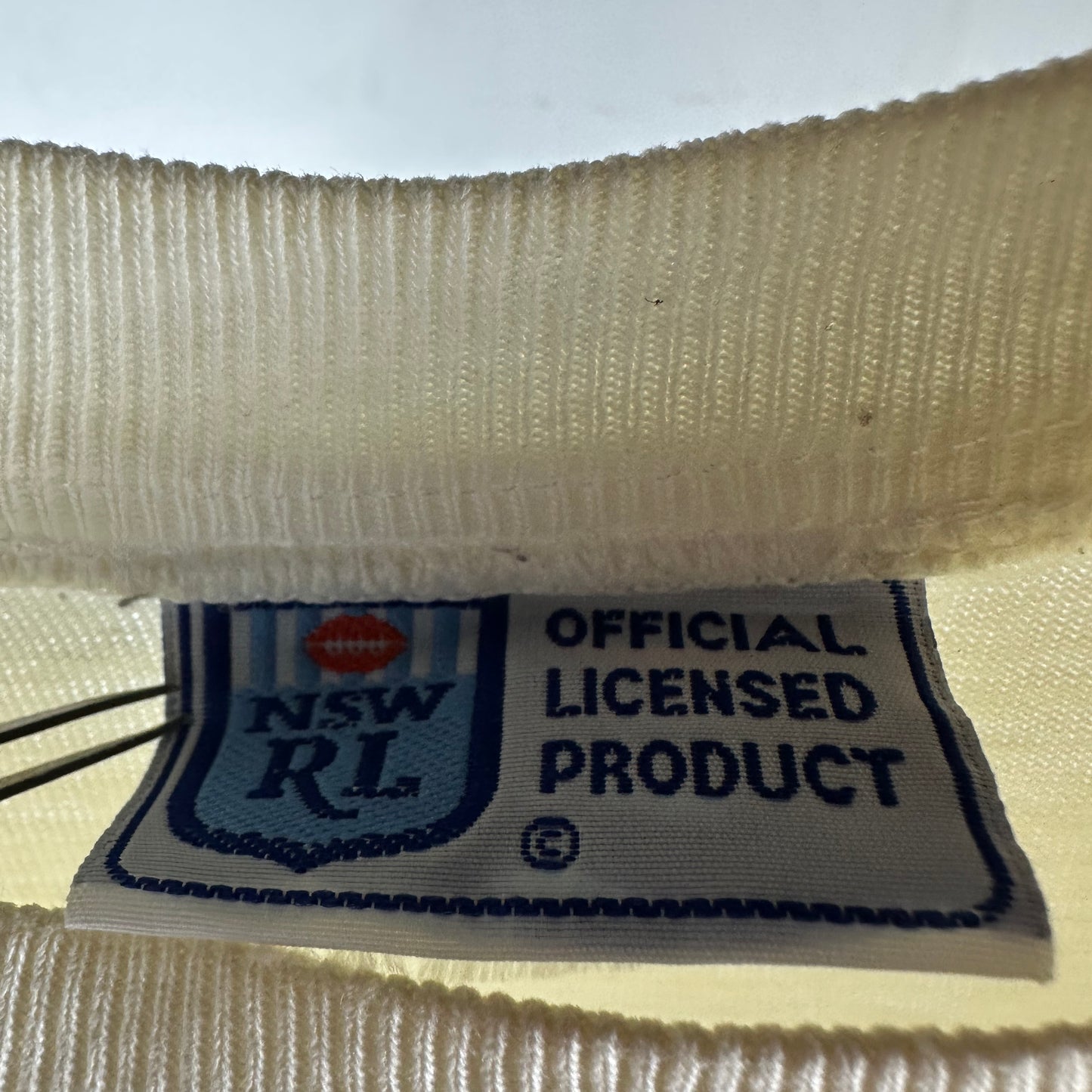 Vintage 90s Canterbury Bulldogs Rugby NSWRL Single Stitch T-shirt