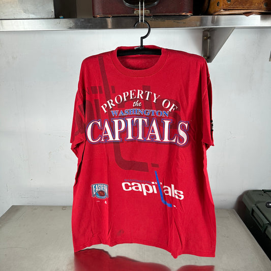 Vintage 90s Property of the Washington Capitals Hockey NHL Graphic T-shirt