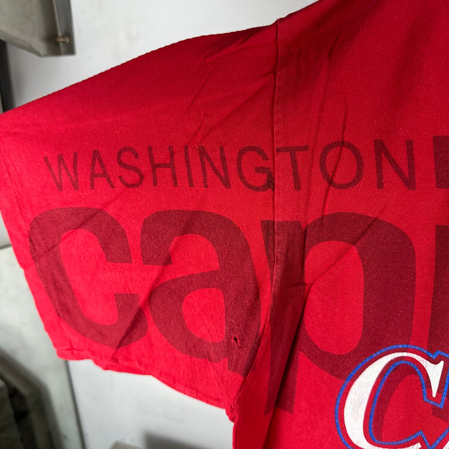 Vintage 90s Property of the Washington Capitals Hockey NHL Graphic T-shirt