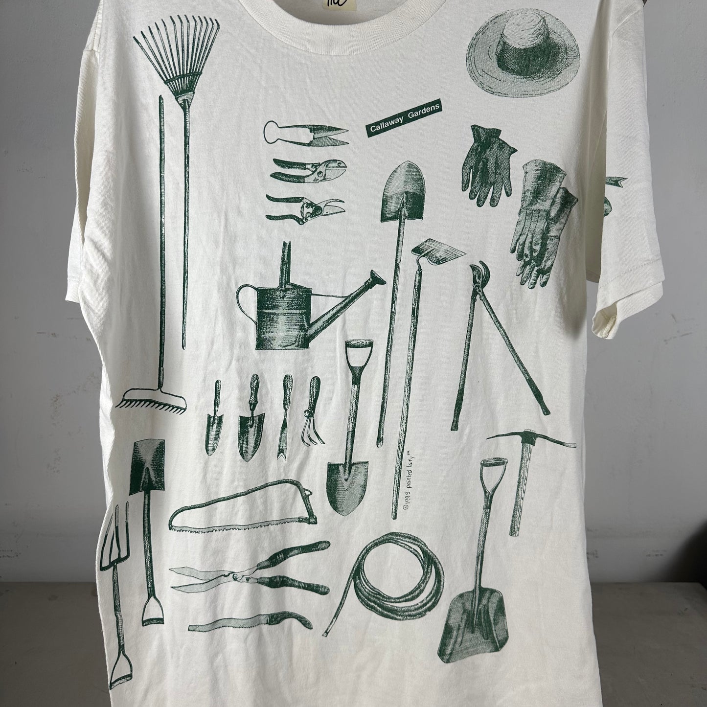 Vintage 1993 Callaway Gardens Garden Tools All Over Print T-shirt