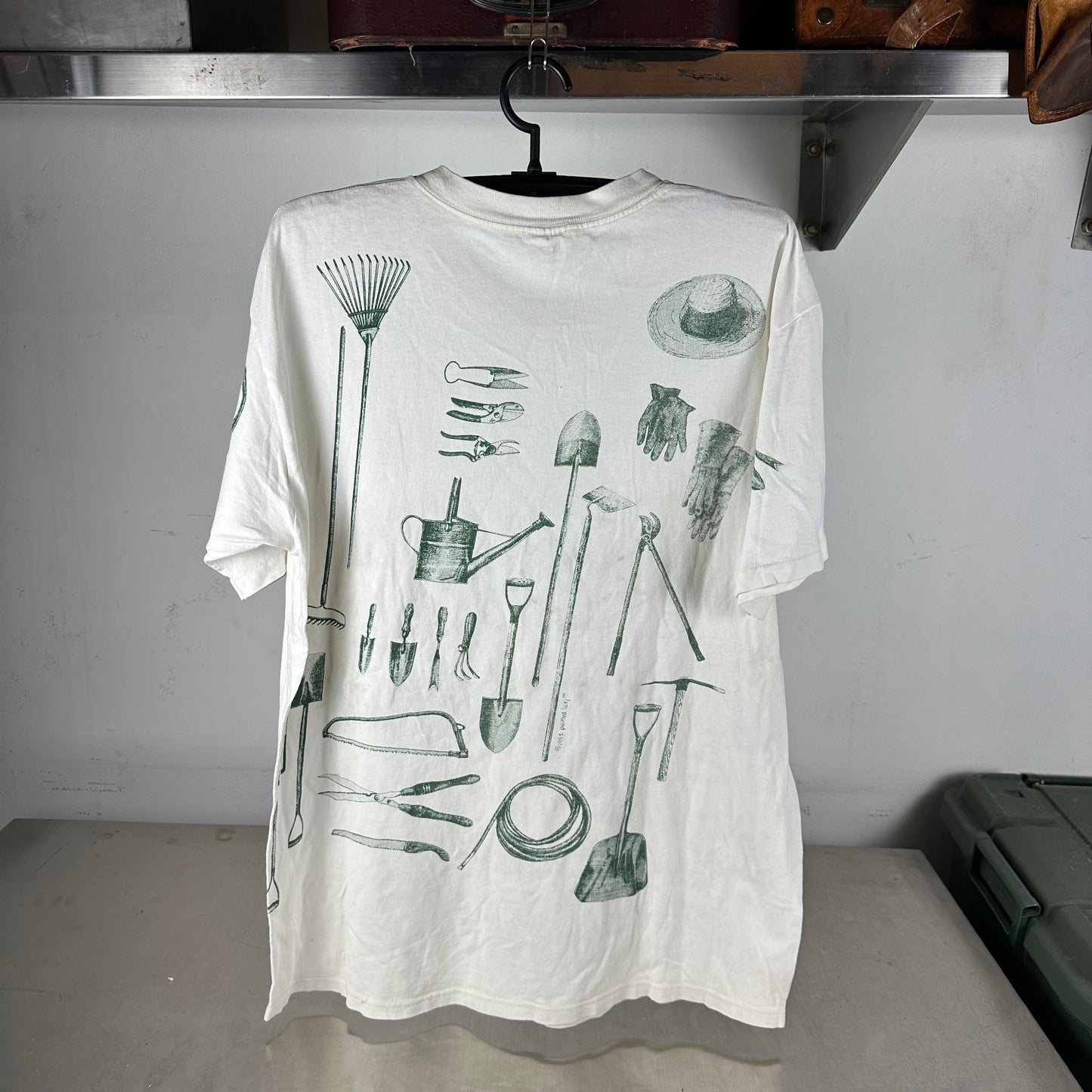 Vintage 1993 Callaway Gardens Garden Tools All Over Print T-shirt