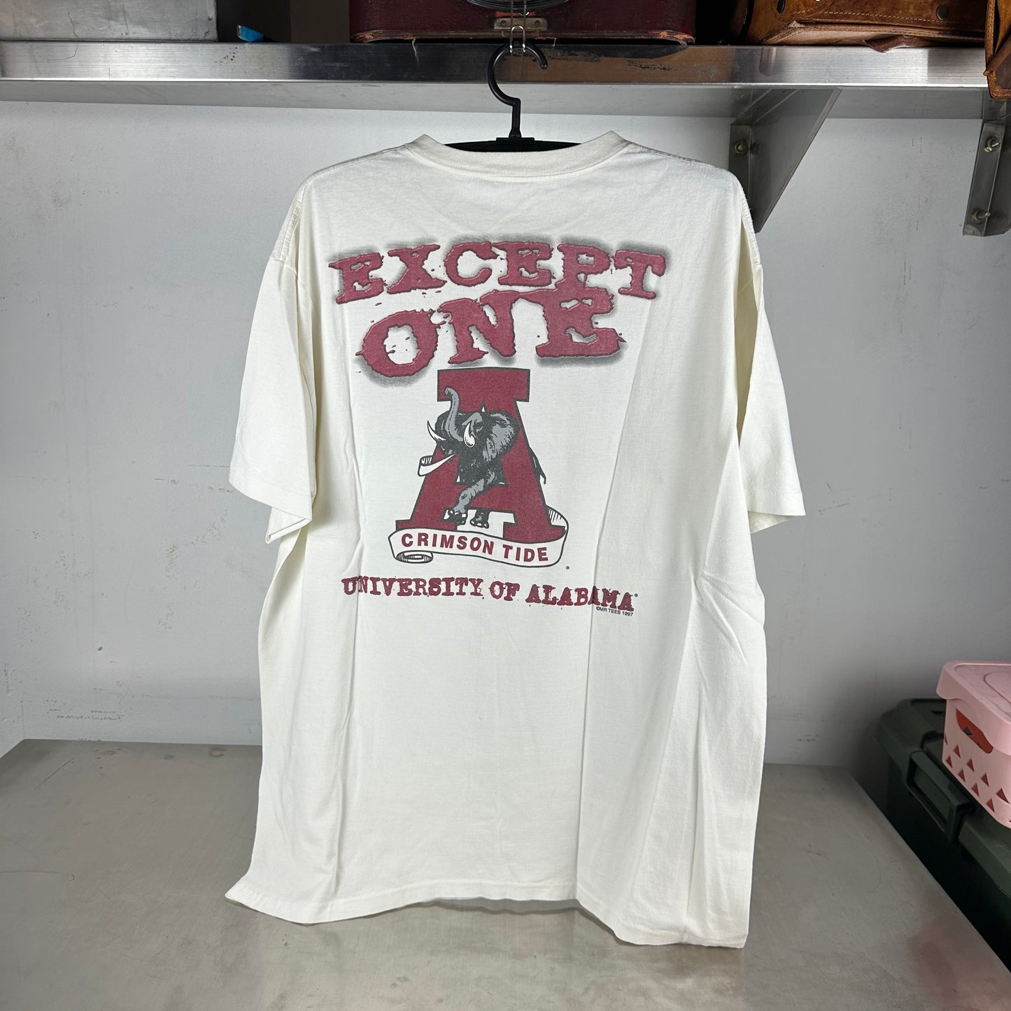 Vintage 1997 Alabama Crimson Tide There's No Guarantee NCAA Single Stitch T-shirt