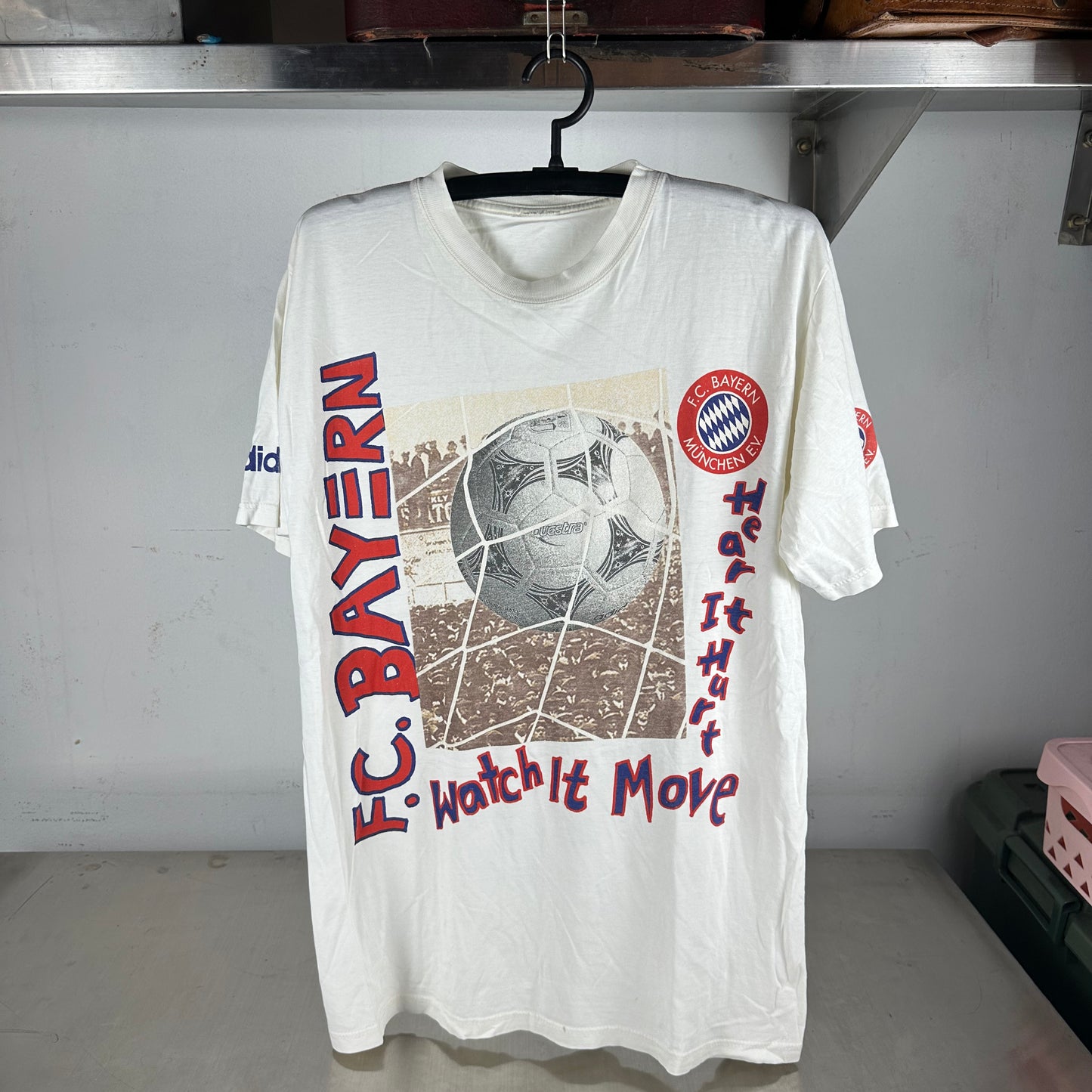 Vintage 90s Adidas FC Bayern Munich Soccer Graphic T-shirt