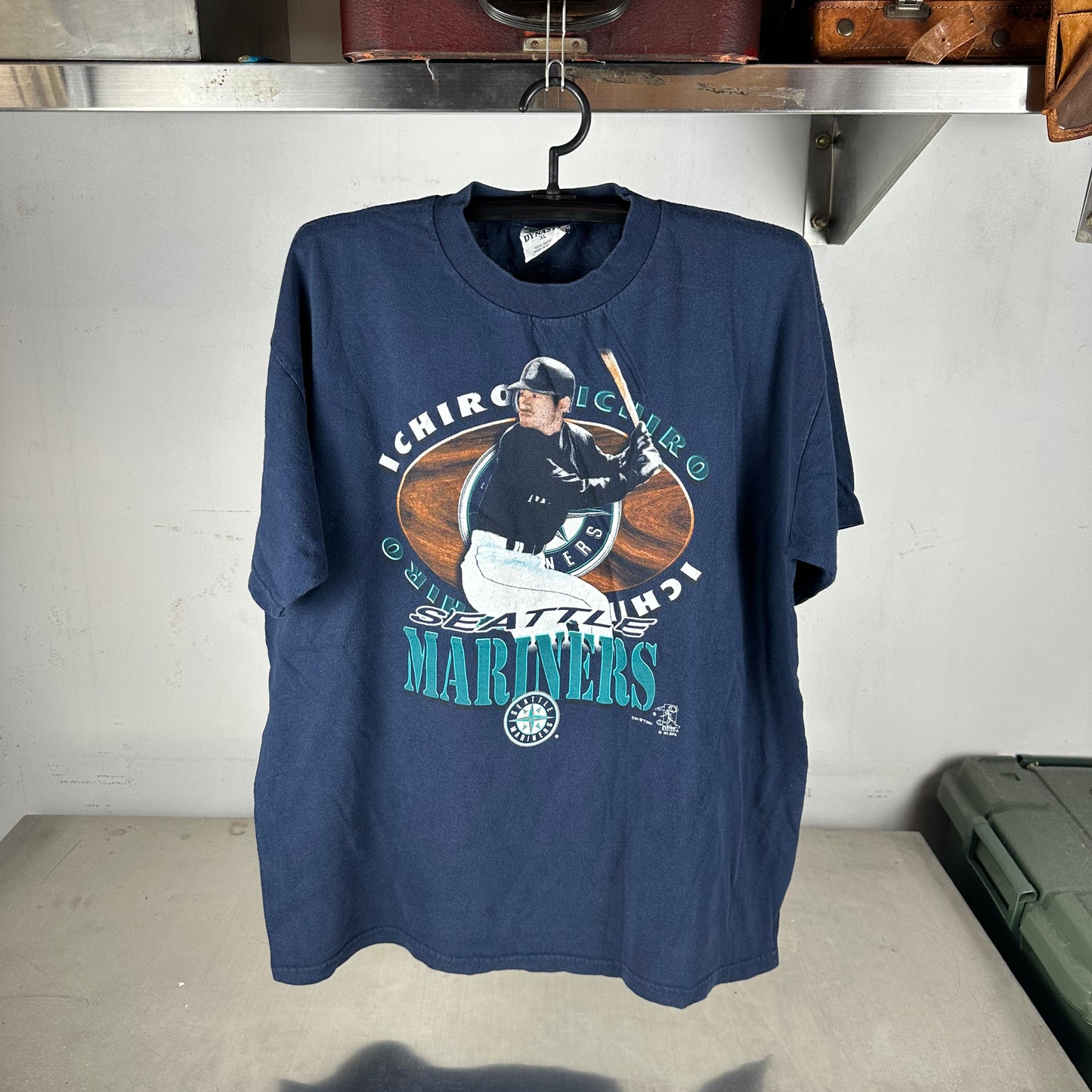 Vintage 2001 Ichiro Suzuki Seattle Mariners MLB T-shirt