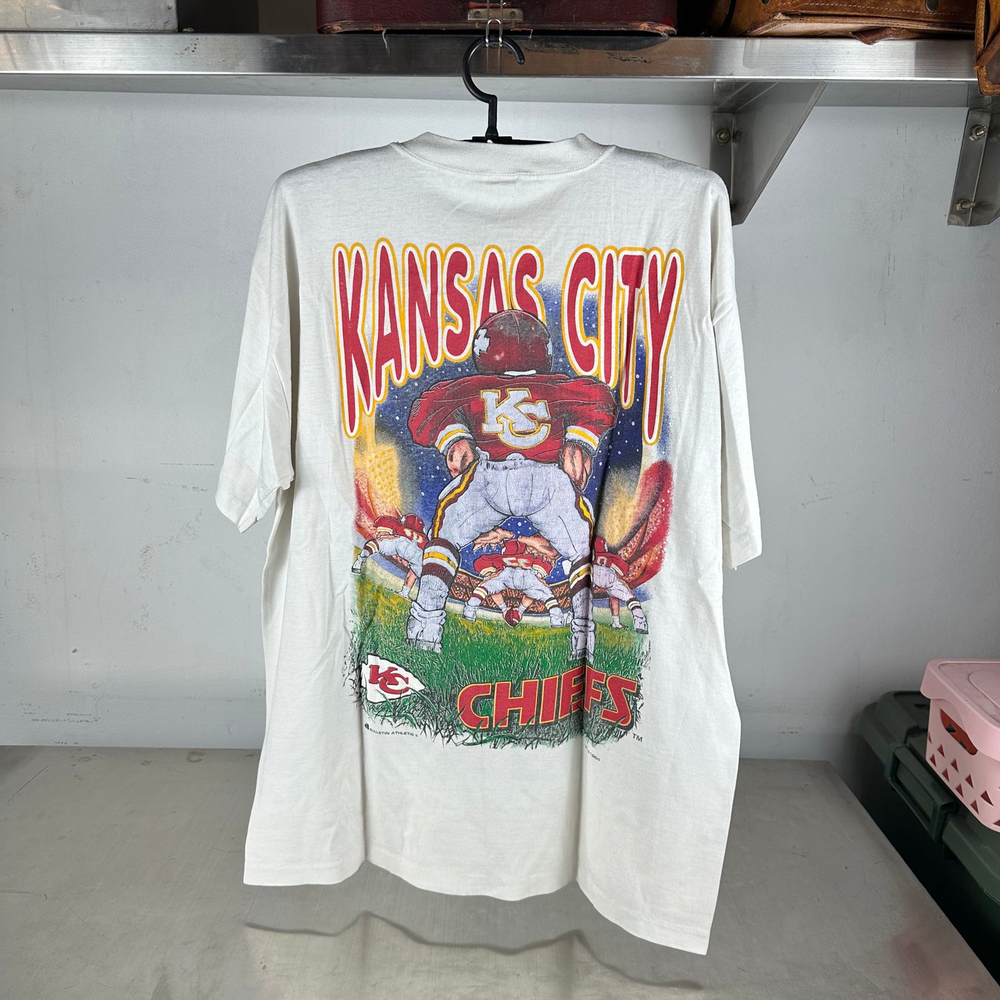 Vintage 1994 Kansas City Chiefs NFL Bulletin Athletic AOP Single Stitch T-shirt