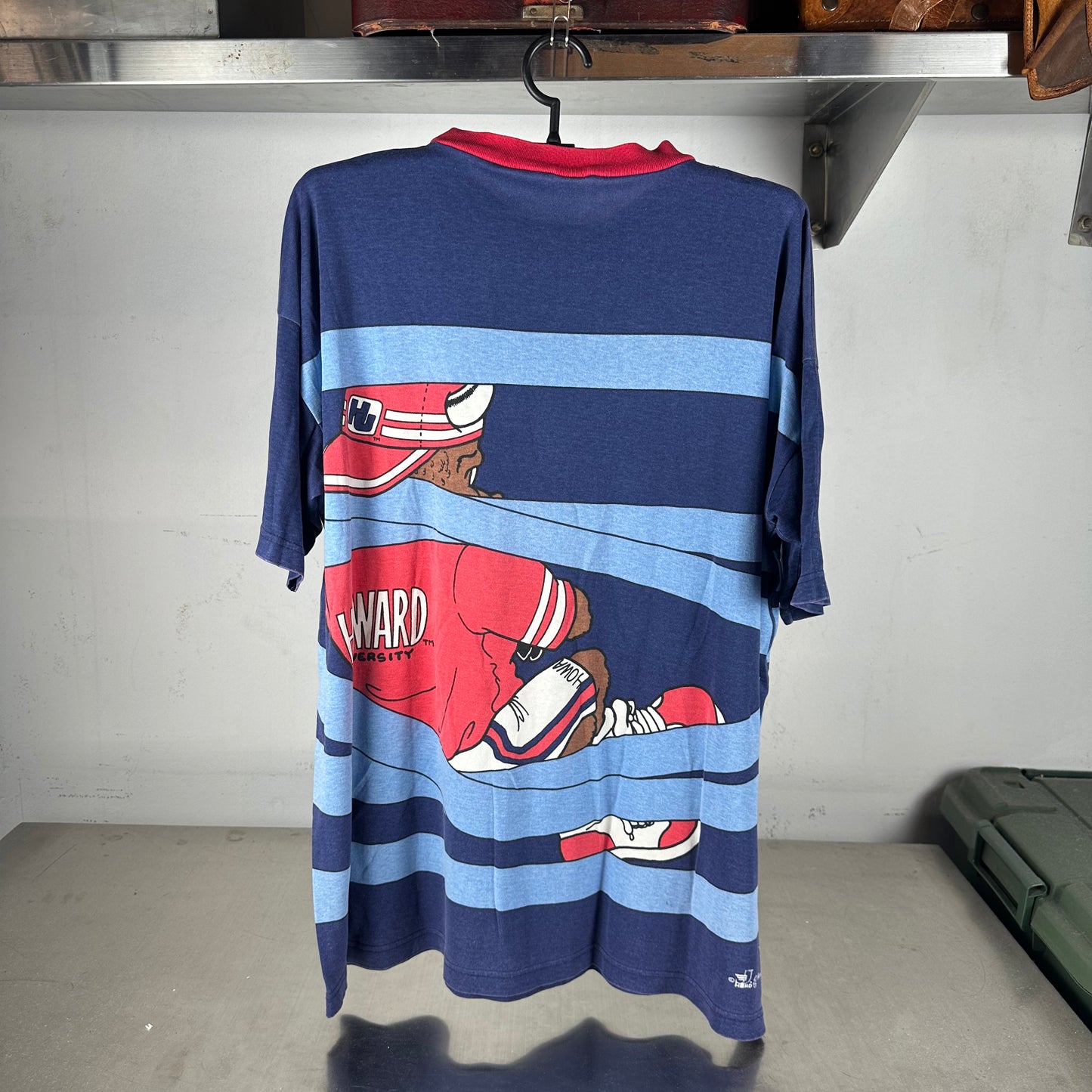 Vintage 90s Howard University Bison Mascot NCAA AOP T-shirt