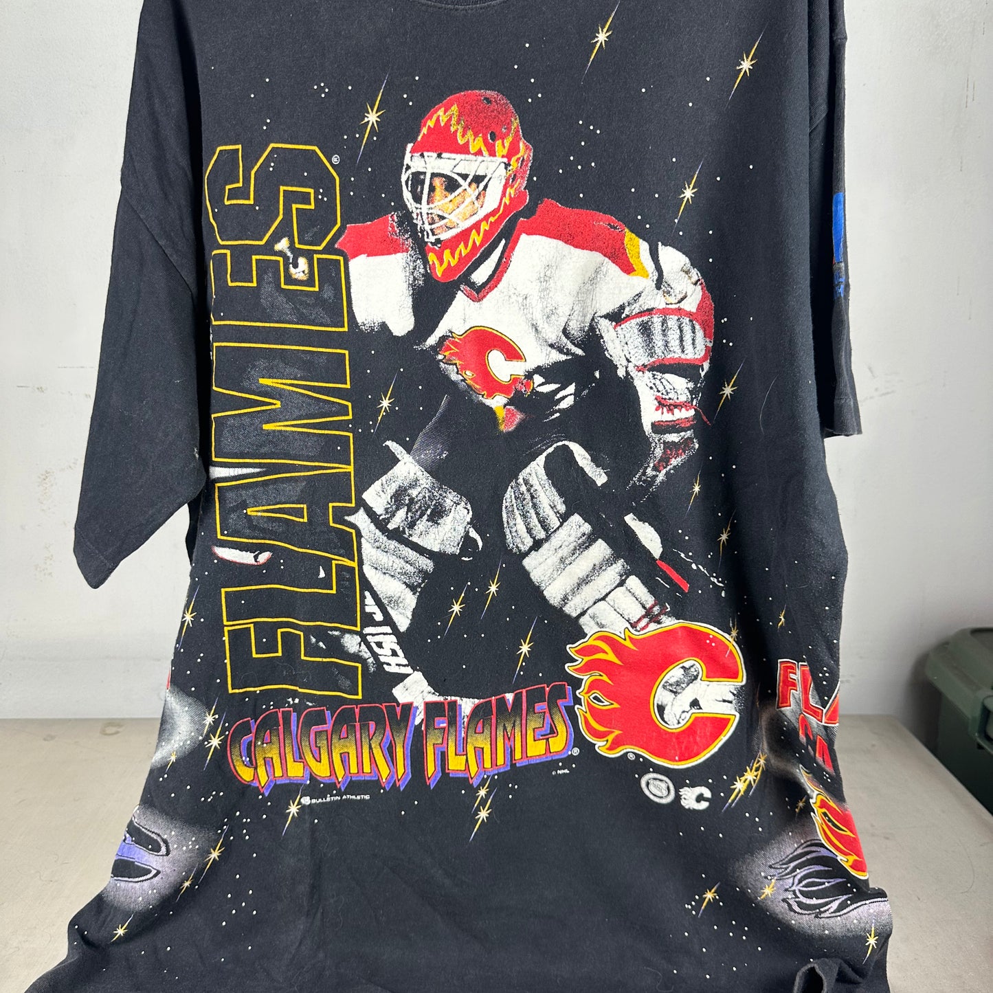 Vintage 90s Calgary Flames Hockey NHL Bulletin Athletic AOP Single Stitch T-shirt