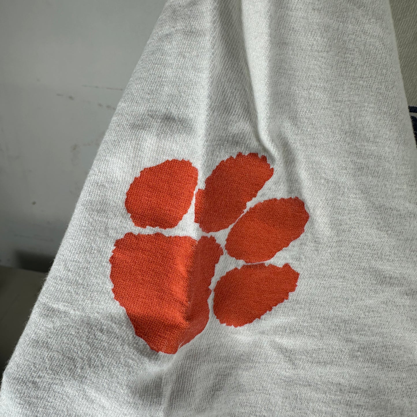 Vintage 90s Clemson Tigers NCAA Graphic T-shirt