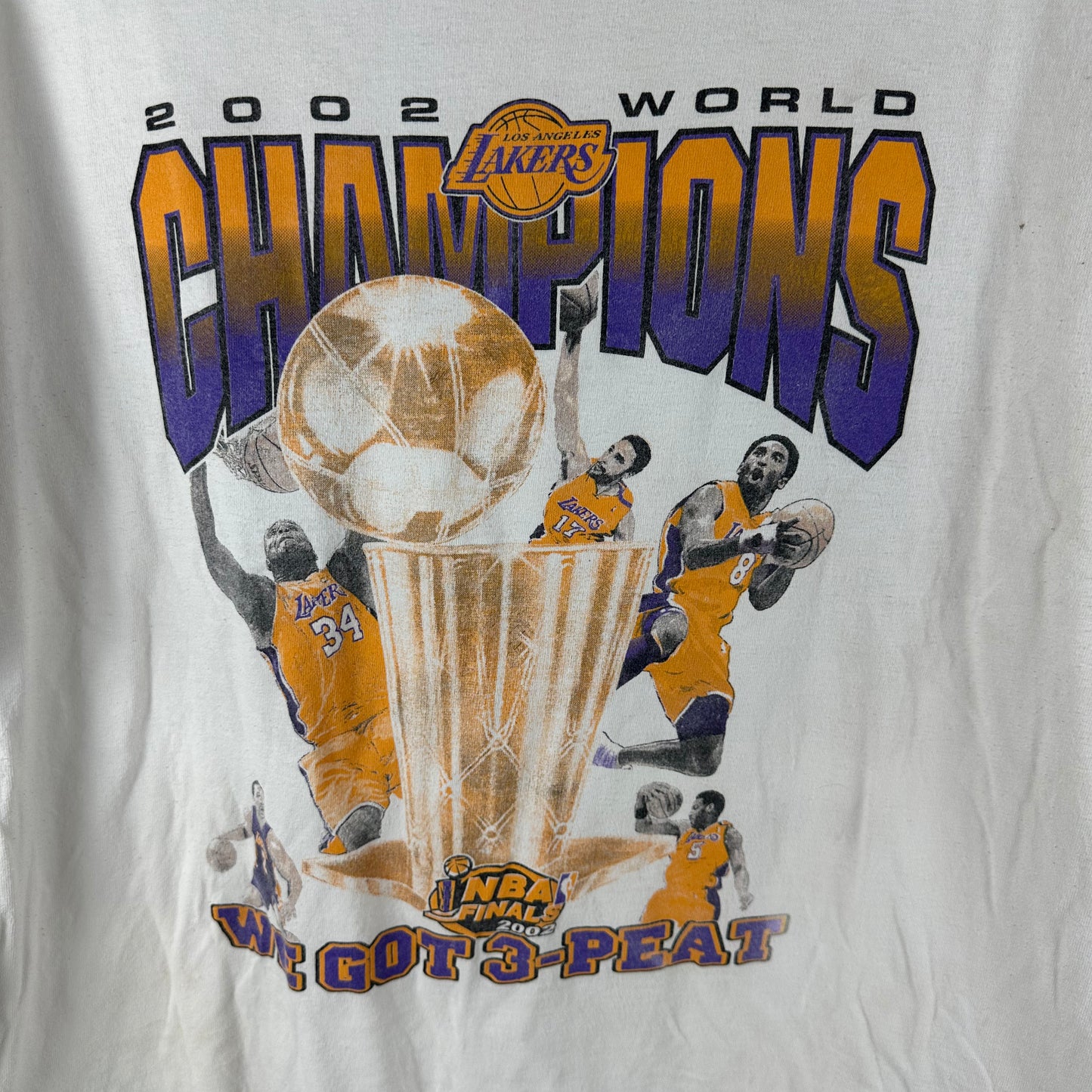 Vintage 2002 LA Lakers Kobe Bryant Shaq NBA We Got 3 Peat Champions T-shirt