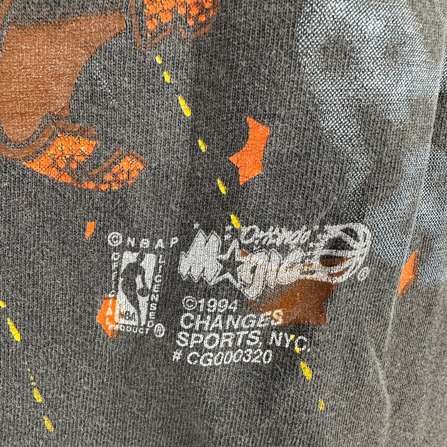 Vintage 1994 Orlando Magic NBA Explosion Shattered Graphic T-shirt