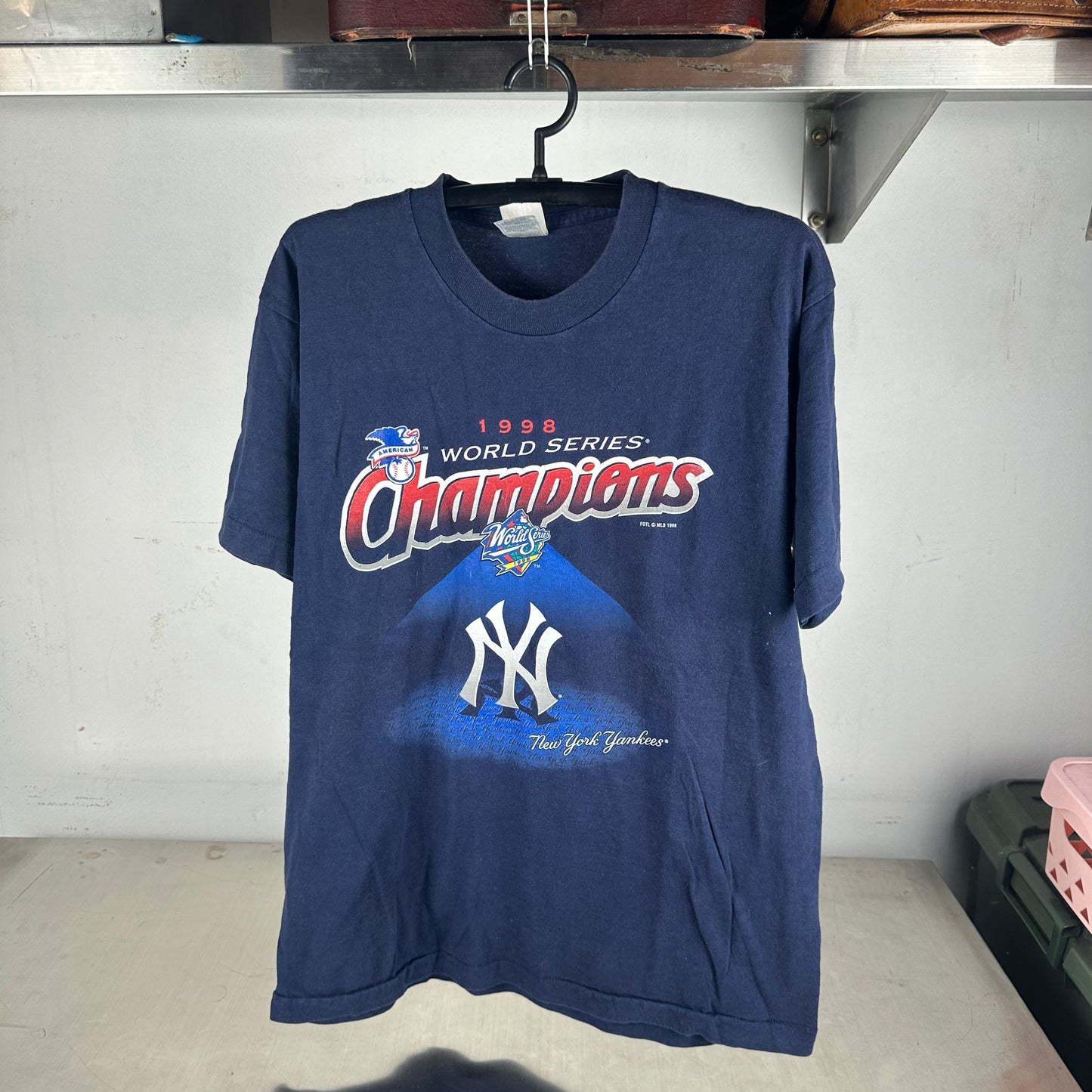 Vintage 1998 New York Yankees MLB World Champions Single Stitch T-shirt