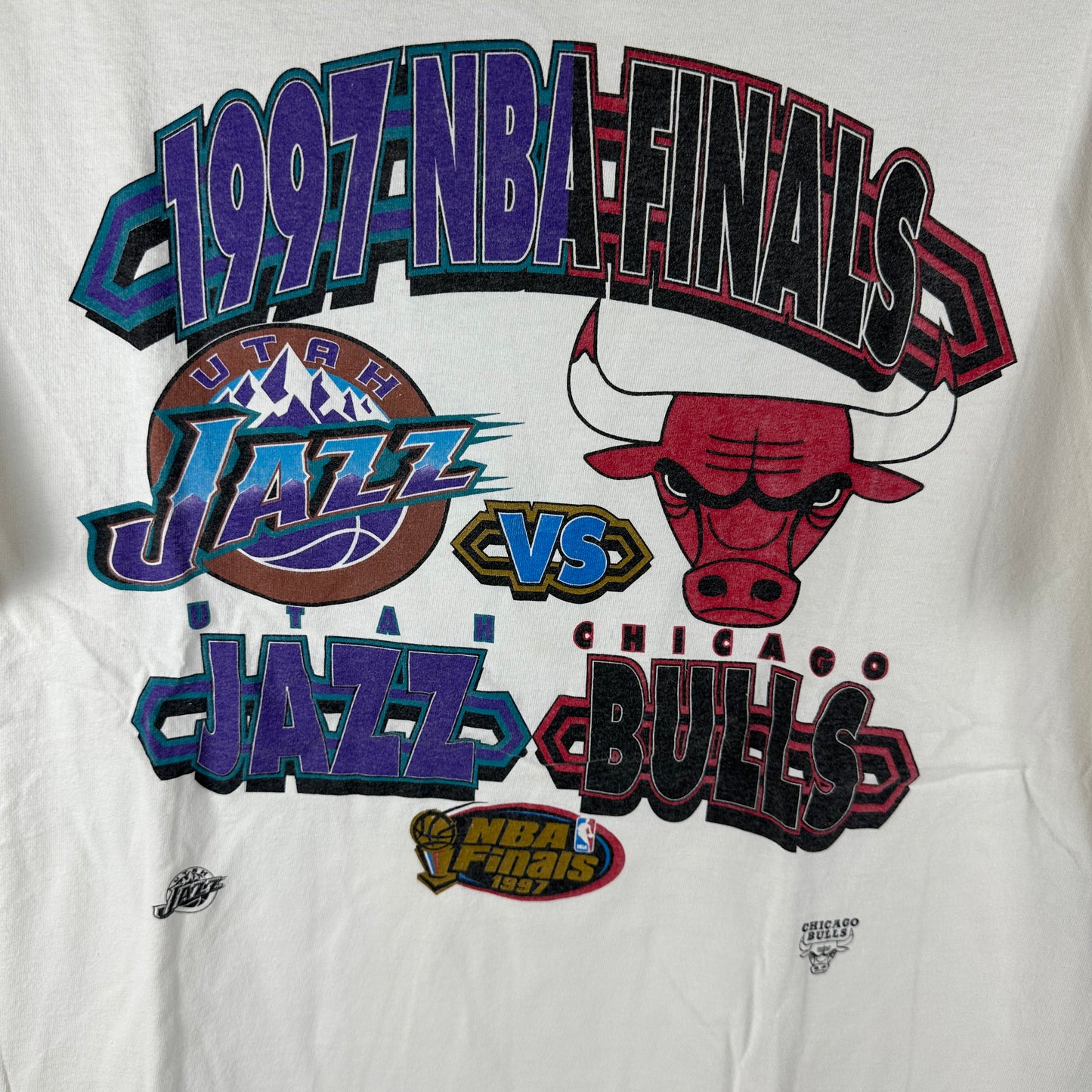 Vintage 1997 NBA Finals Utah Jazz VS Chicago Bulls Single Stitch T-shirt
