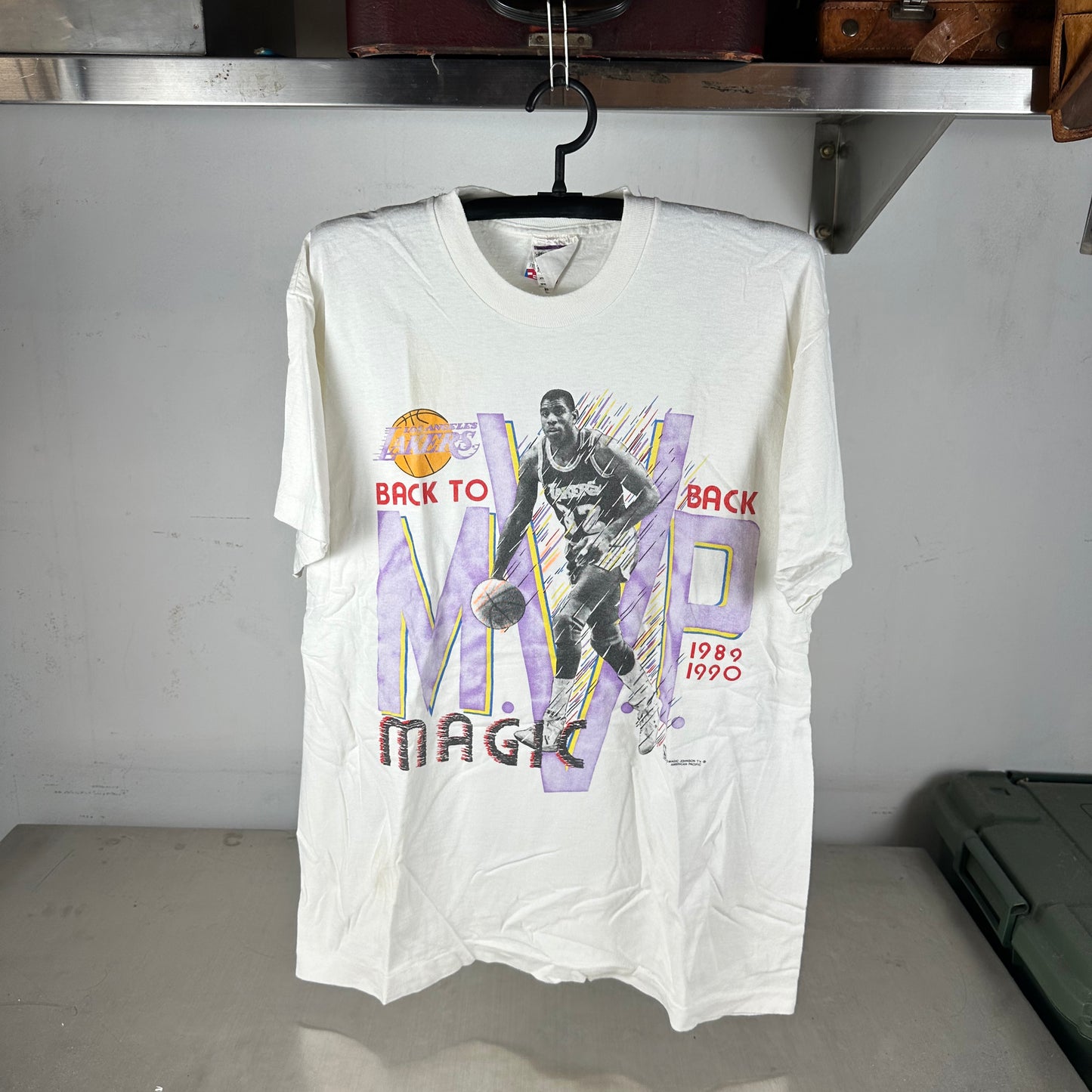 Vintage 1990 Magic Johnson LA Lakers NBA Back to Back MVP Single Stitch T-shirt