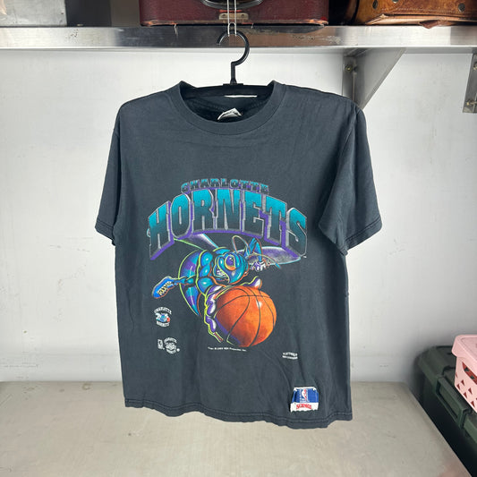 Vintage 1993 Charlotte Hornets NBA Mascot Graphic Nutmeg T-shirt