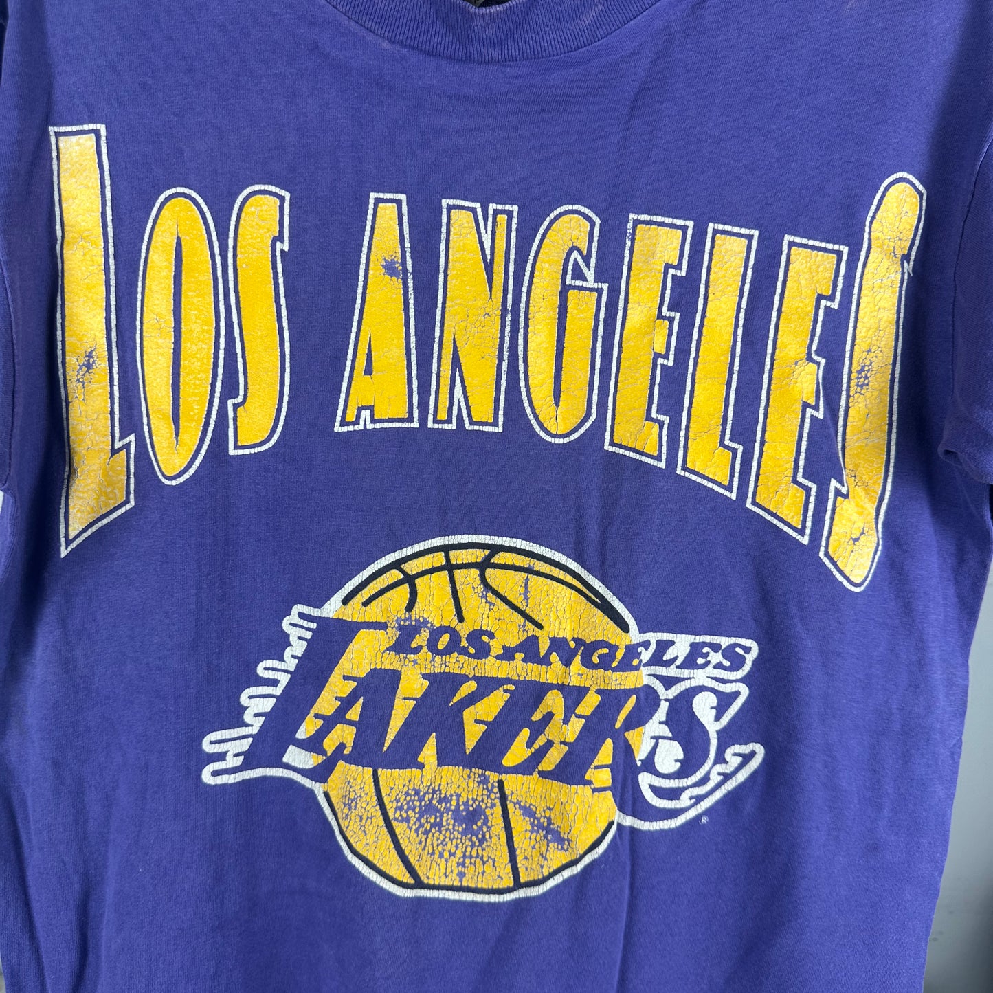 Vintage 90s Los Angeles Lakers Basketball NBA Nutmeg Single Stitch T-shirt