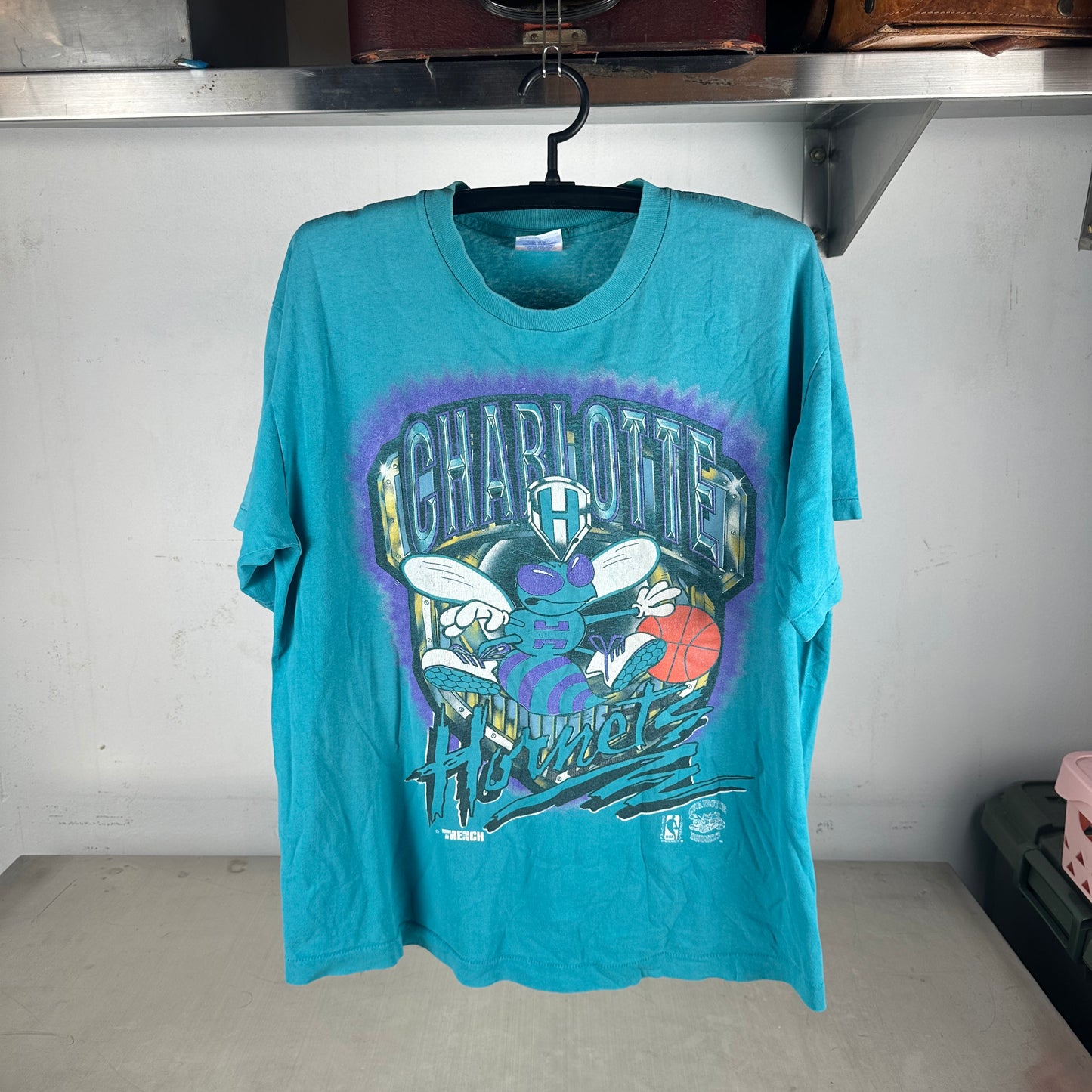 Vintage 90s Charlotte Hornets NBA Mascot Graphic Single Stitch T-shirt