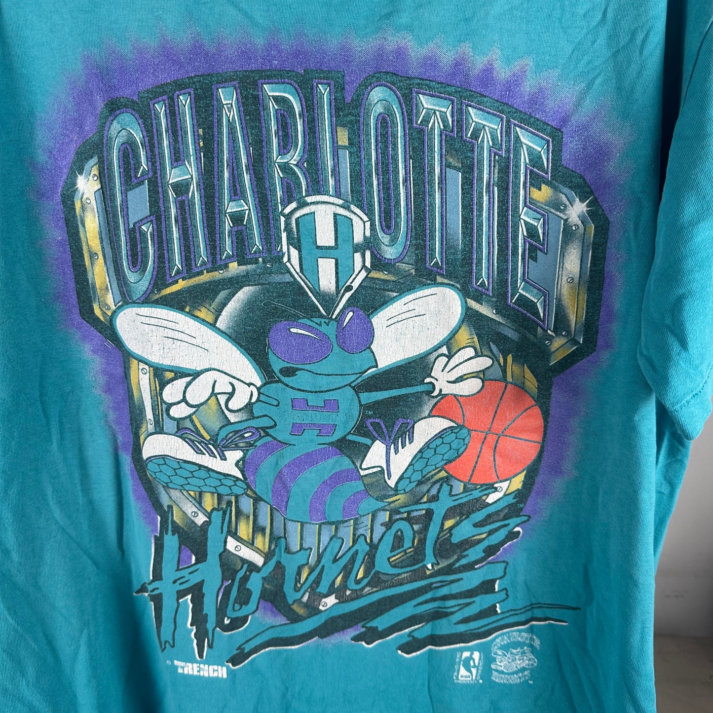 Vintage 90s Charlotte Hornets NBA Mascot Graphic Single Stitch T-shirt