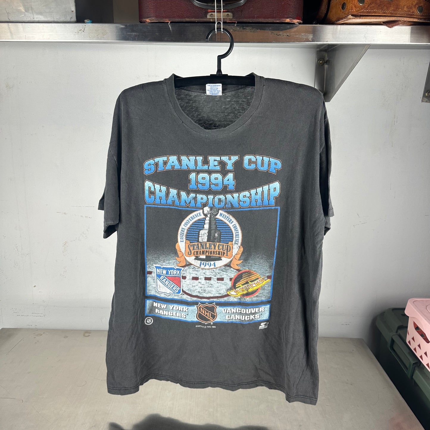 Vintage 1994 NHL Stanley Cup Championship New York Rangers VS Canucks T-shirt