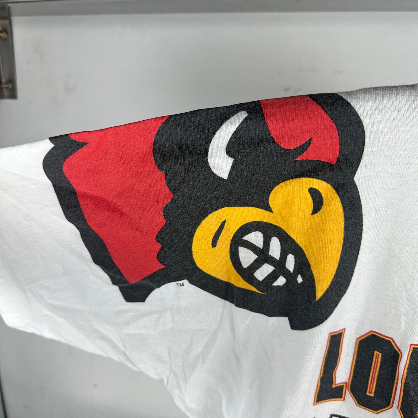 Vintage 90s Louisville Cardinals Football NCAA Graphic T-shirt