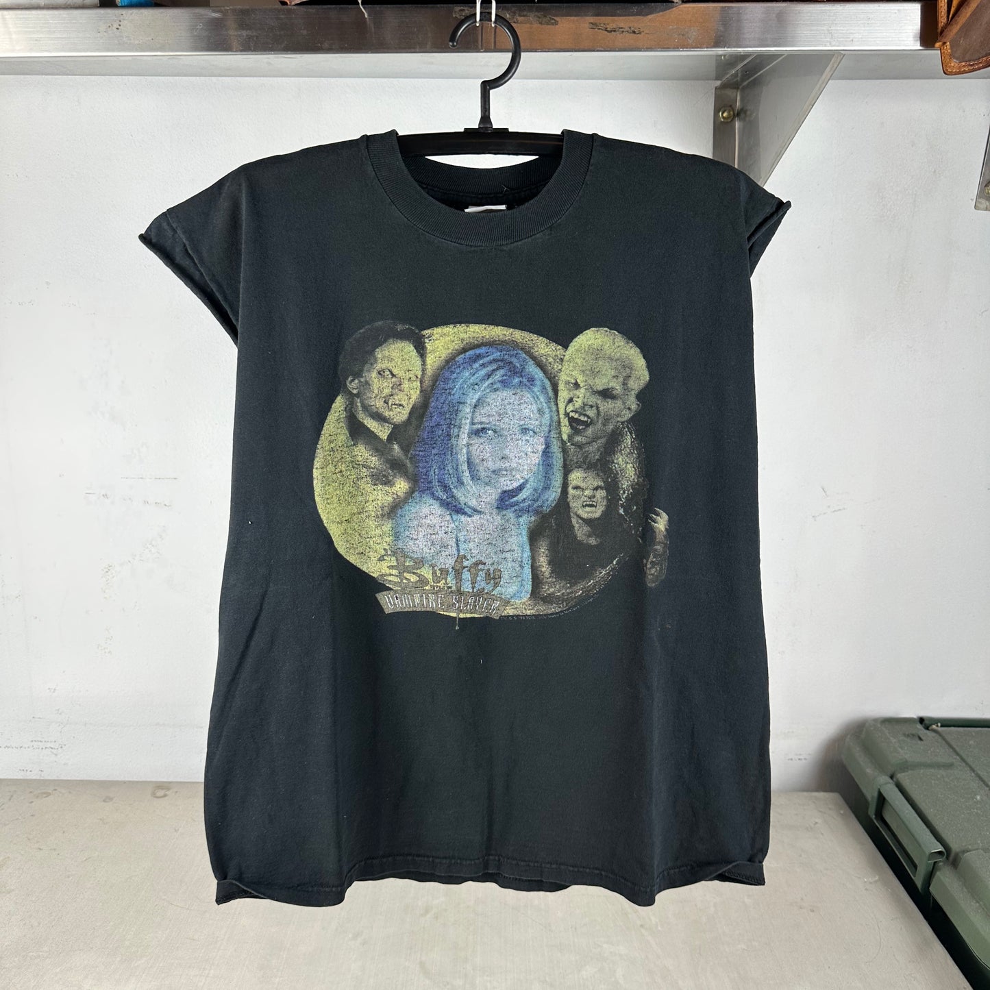 Vintage 1998 Buffy The Vampire Slayer TV Show Cut Sleeve T-Shirt