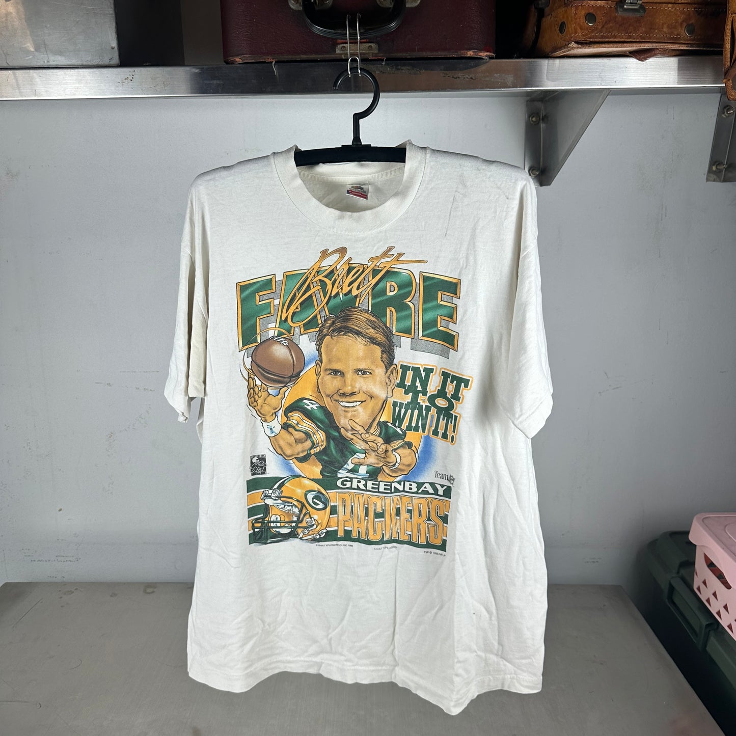 Vintage 1995 Brett Favre Green Bay Packers NFL Caricature Single Stitch T-shirt