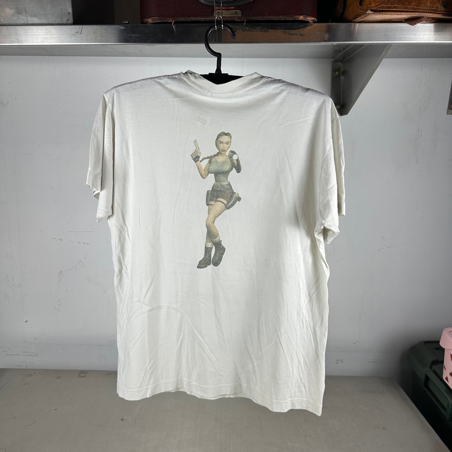Vintage 90s Lara Croft Tomb Raider Video Game Graphic T-shirt