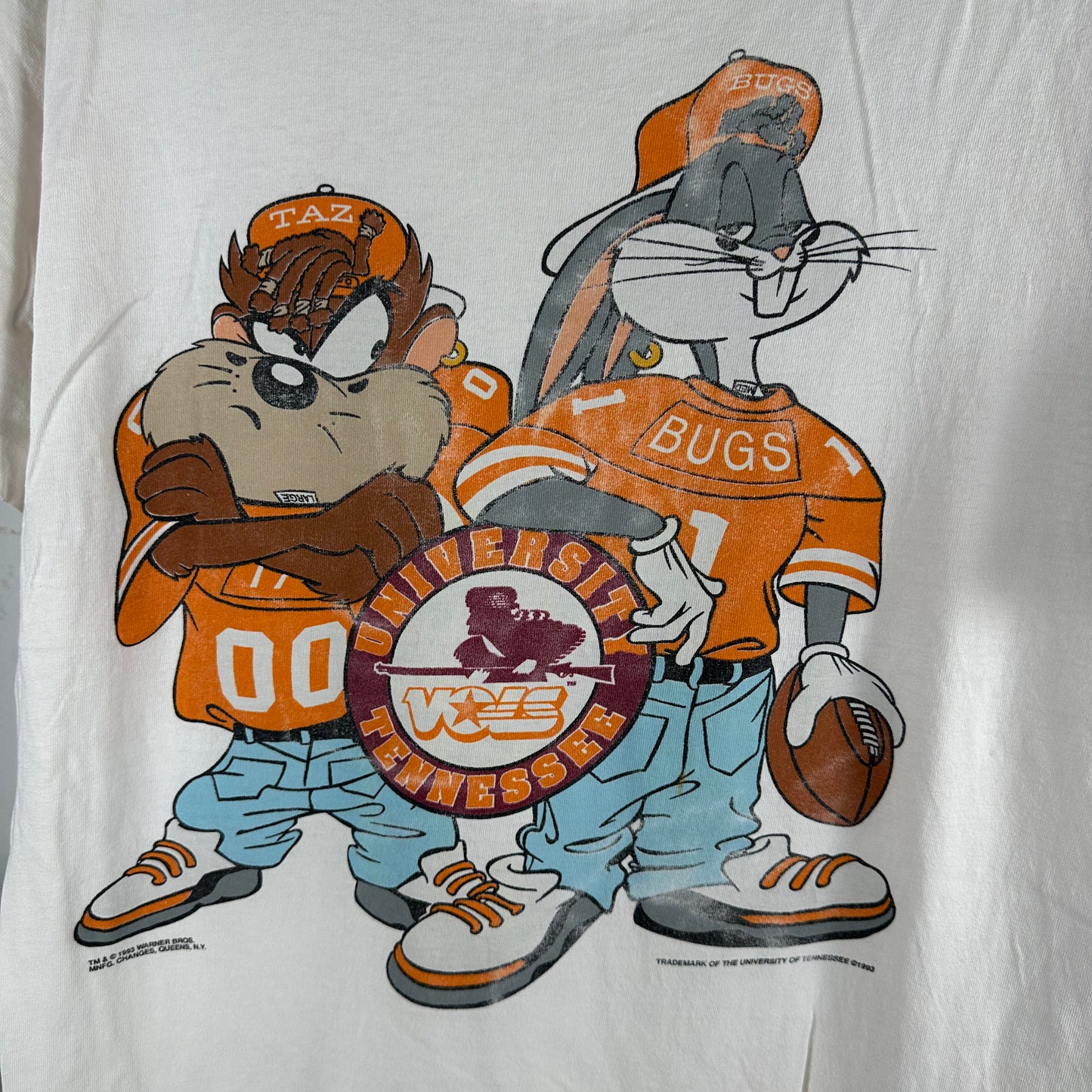 Vintage 1993 Tennessee Volunteers Looney Tunes NCAA Graphic Single Stitch T-shirt