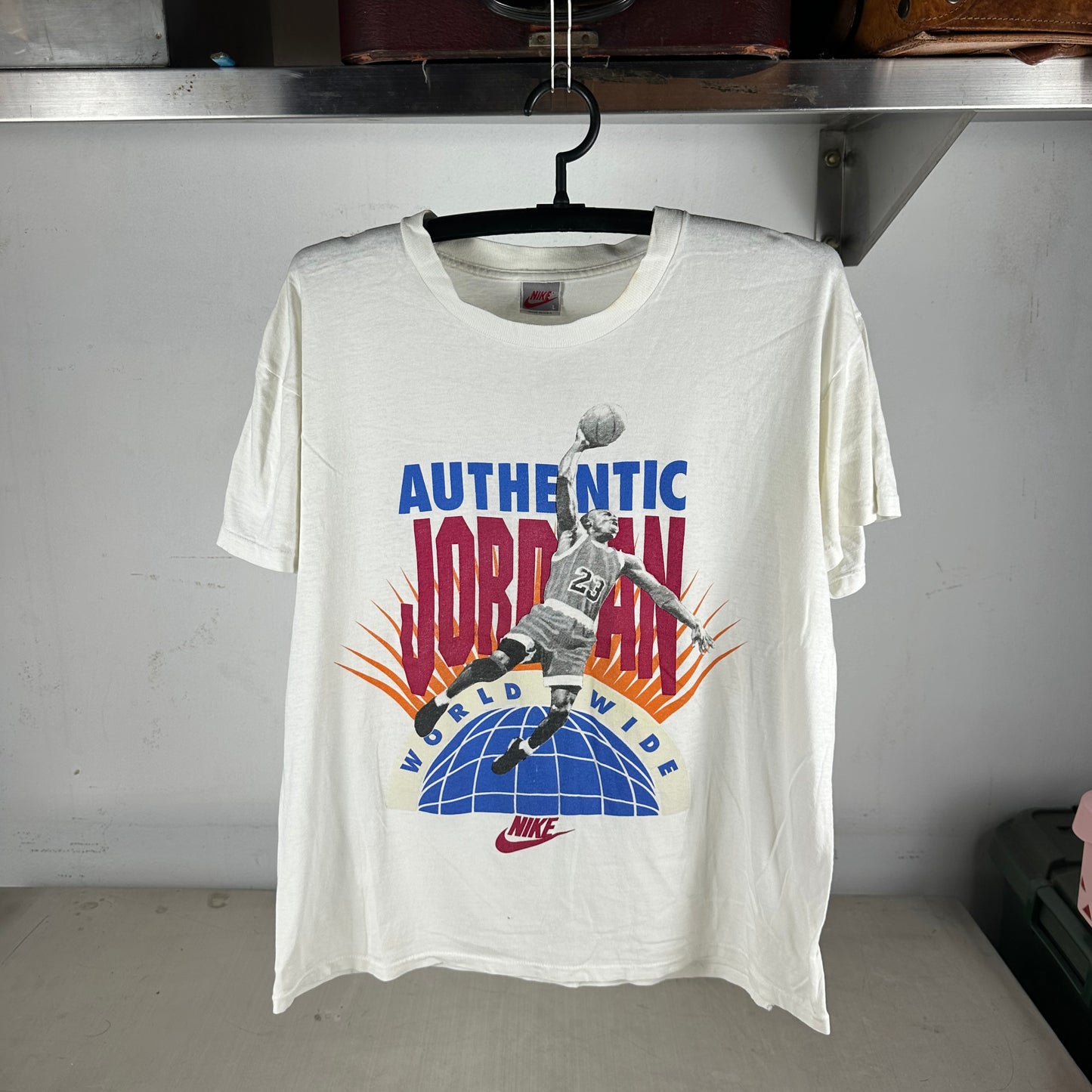 Vintage 90s Nike Michael Jordan Basketball World Wide Single Stitch T-shirt