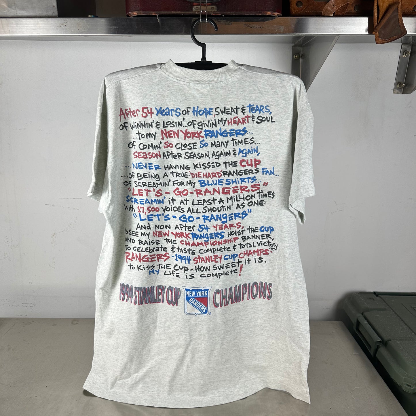 Vintage 1994 New York Rangers NHL Stanley Cup Champions Kiss the Cup T-Shirt