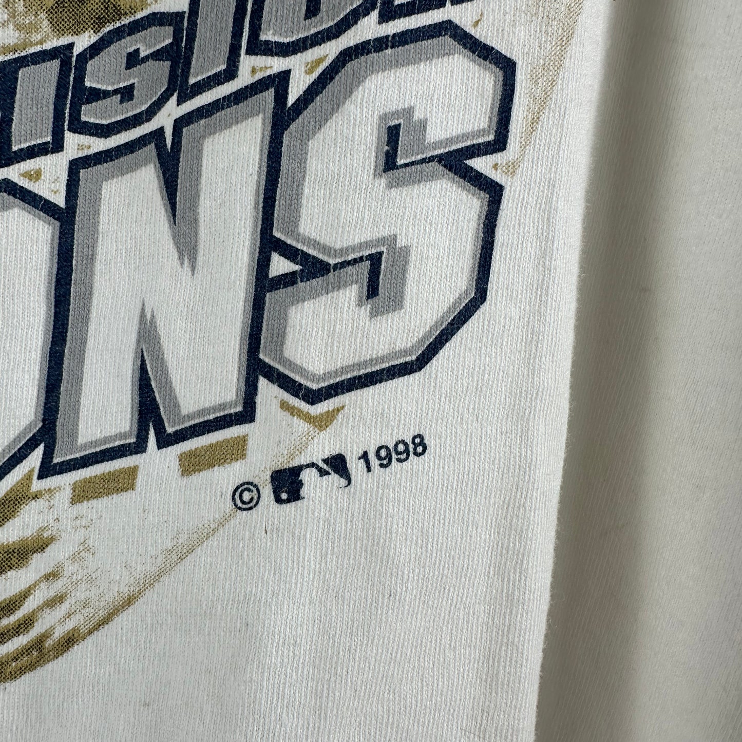 Vintage 1998 New York Yankees MLB Division Champions Graphic T-shirt