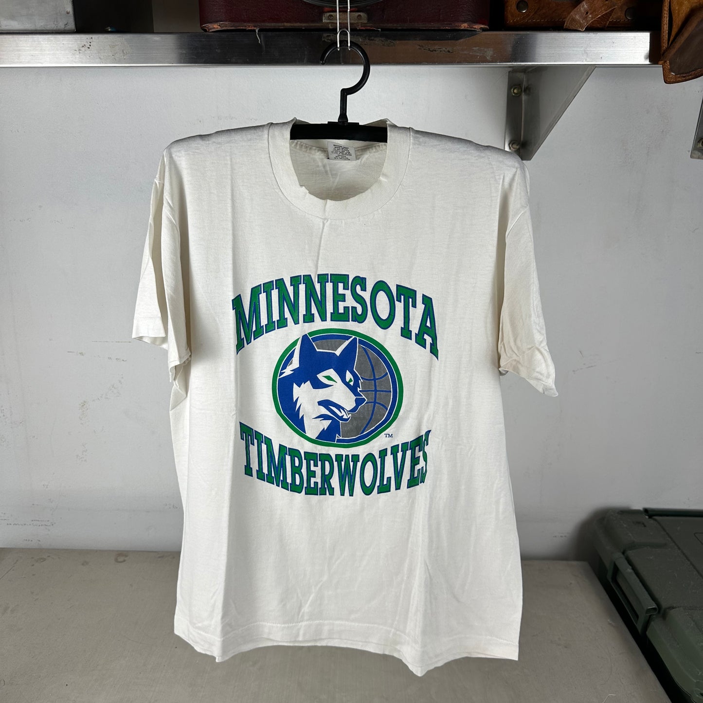 Vintage 90s Minnesota Timberwolves Basketball NBA Logo Single Stitch T-Shirt