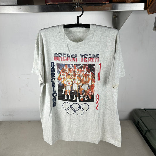 Vintage 1992 USA Dream Team Olympics Basketball Squad Photo Single Stitch T-Shirt