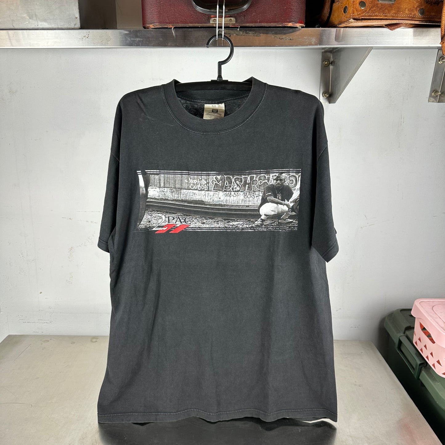 Vintage 1999 2Pac Tupac Shakur Rap Hip Hop Winterland Graphic T-shirt
