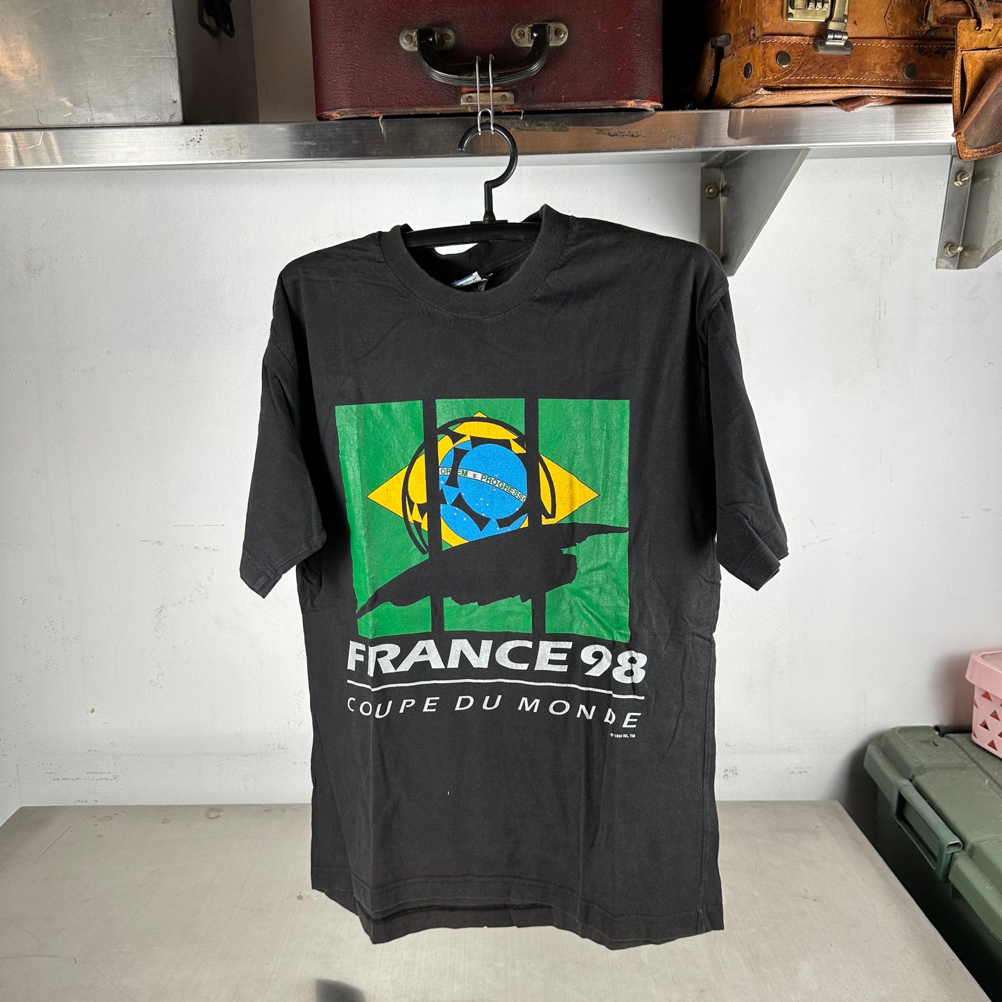 Vintage Adidas 1998 Brazil Soccer FIFA World Cup Coupe Du Monde T-shirt