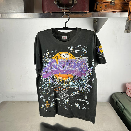 Vintage 1992 Los Angeles Lakers NBA Shattered Graphic Single Stitch T-shirt