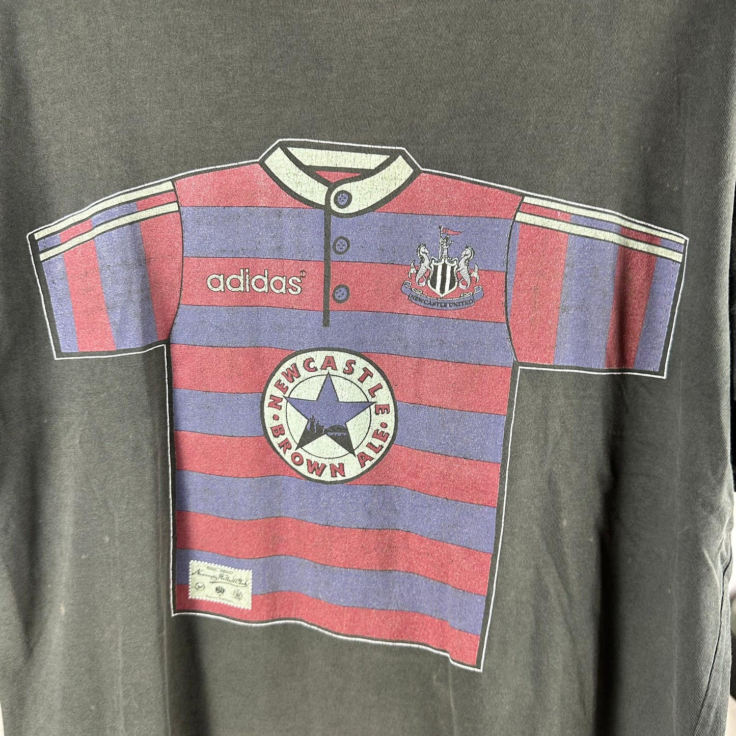 Vintage 1995/96 Newcastle United FC Jersey Graphic T-shirt
