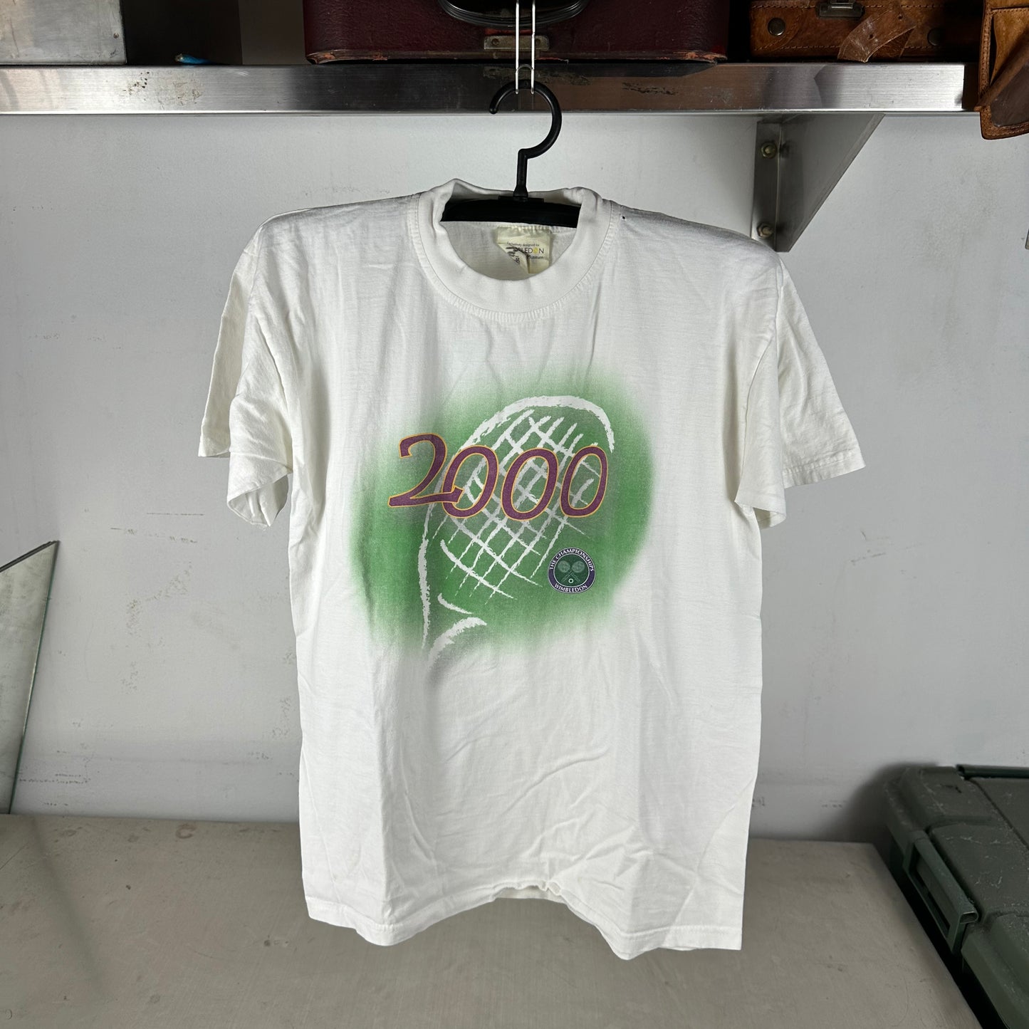 Vintage 2000 Wimbledon Tennis Tournament Graphic T-Shirt