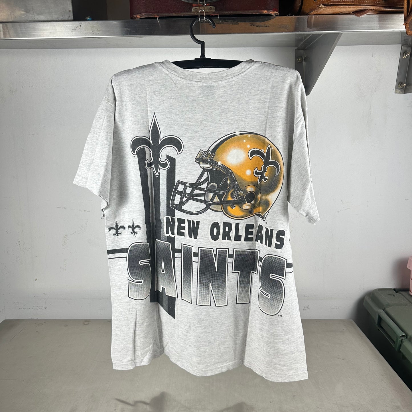 Vintage 1993 New Orleans Saints Football NFL Salem Sportswear Single Stitch T-shirt