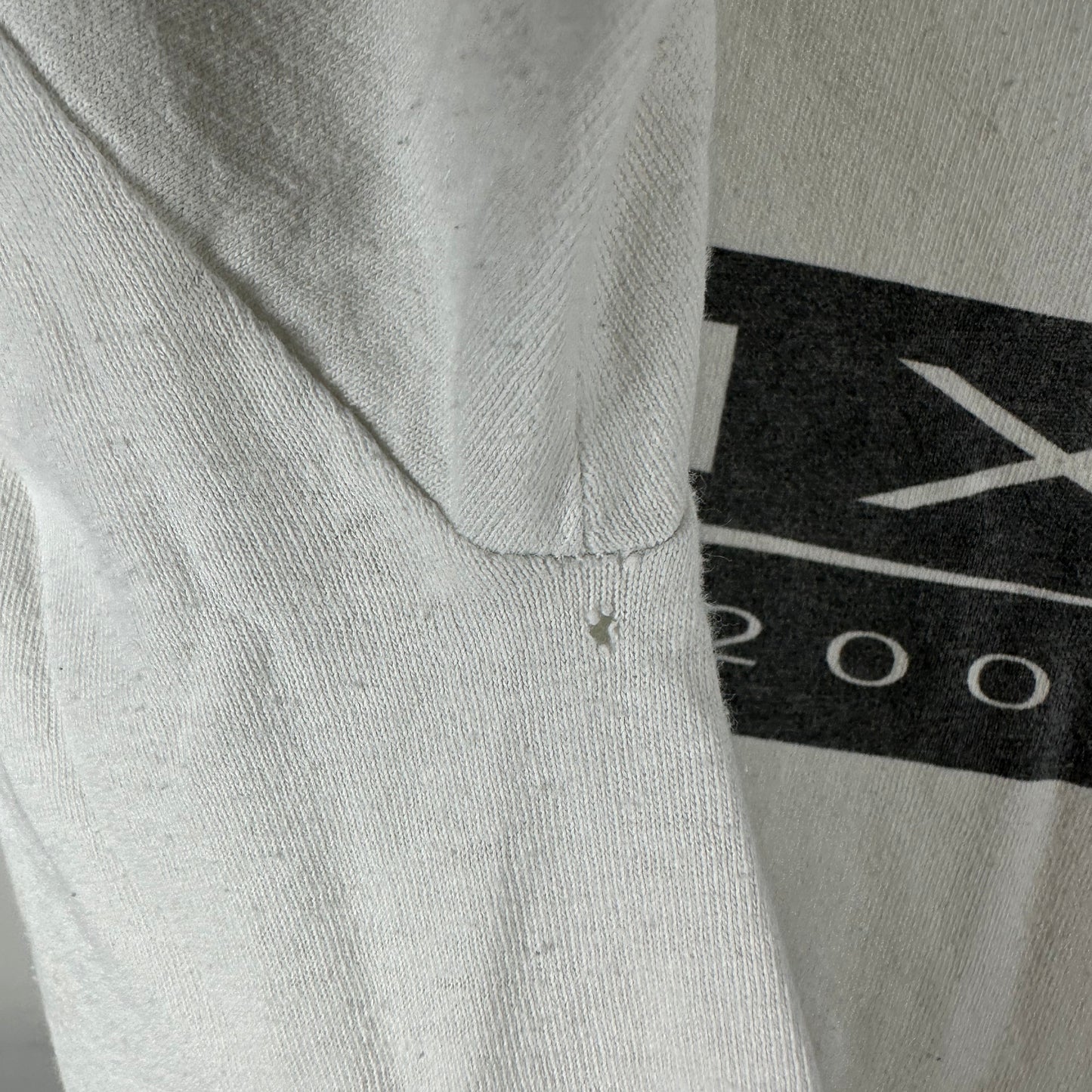 Vintage 90s Reebok DMX Series 2000 Sneakers Promo Graphic Single Stitch T-Shirt