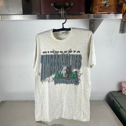 Vintage 90s Minnesota Timberwolves Basketball NBA Single Stitch T-shirt