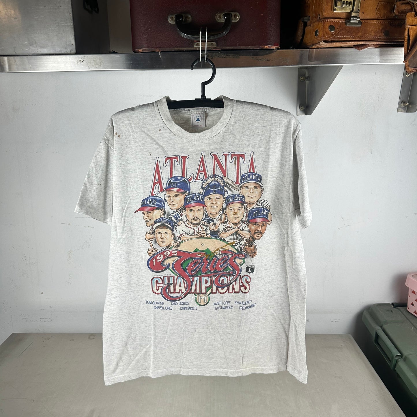 Vintage 1995 Atlanta Braves MLB Series Champions Caricature Single Stitch T-shirt