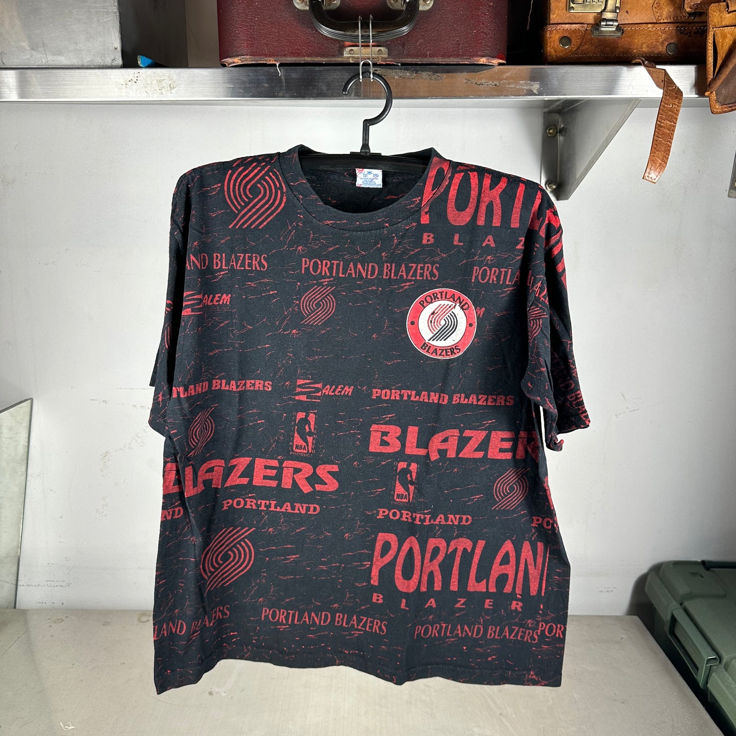 Vintage 90s Portland Trail Blazers Basketball NBA AOP Salem Sportswear T-Shirt